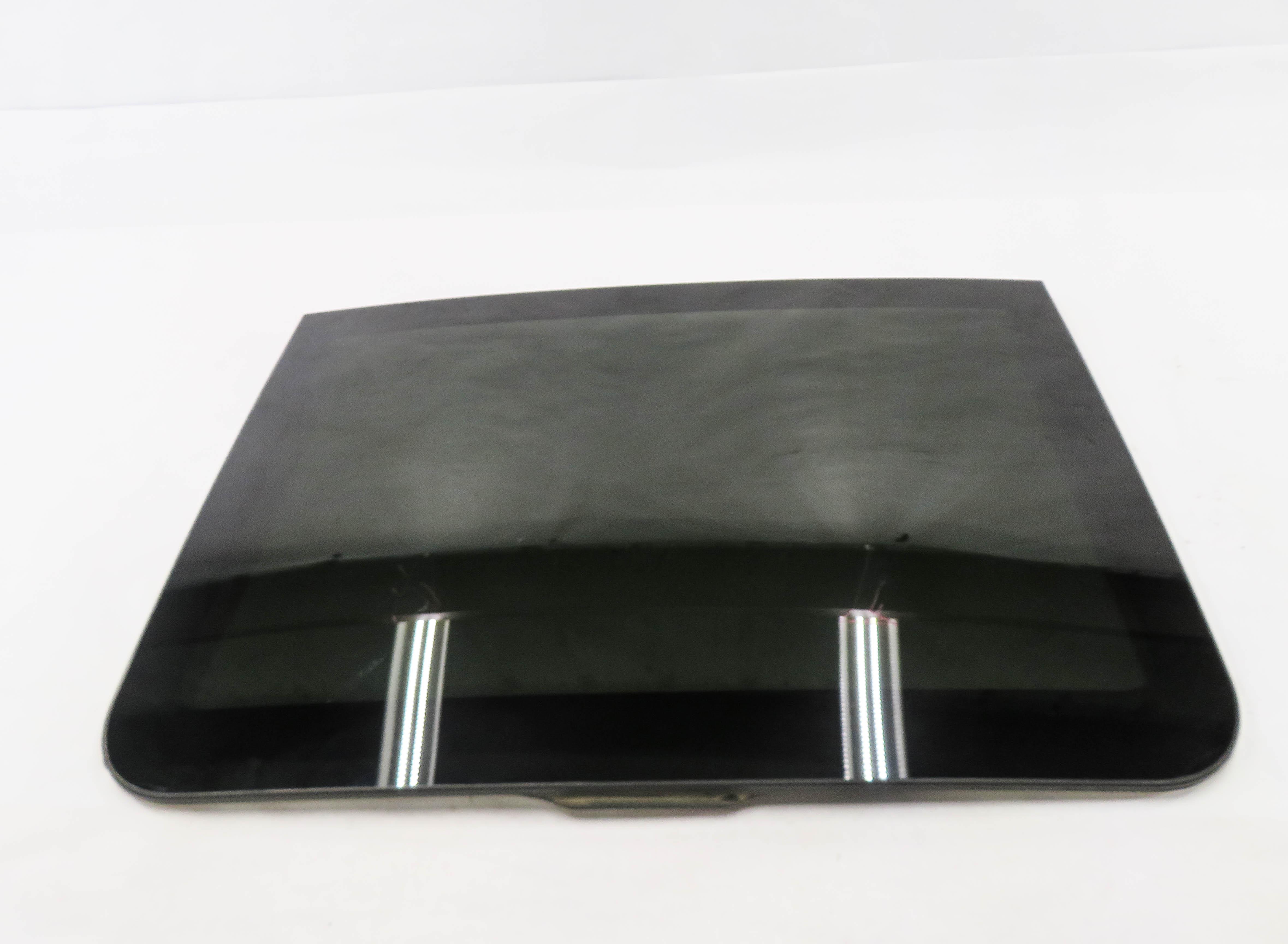 2011-2018 PORSCHE CAYENNE (958) PANORAMIC SUNROOF GLASS WINDOW (FRONT) — exact item pictured