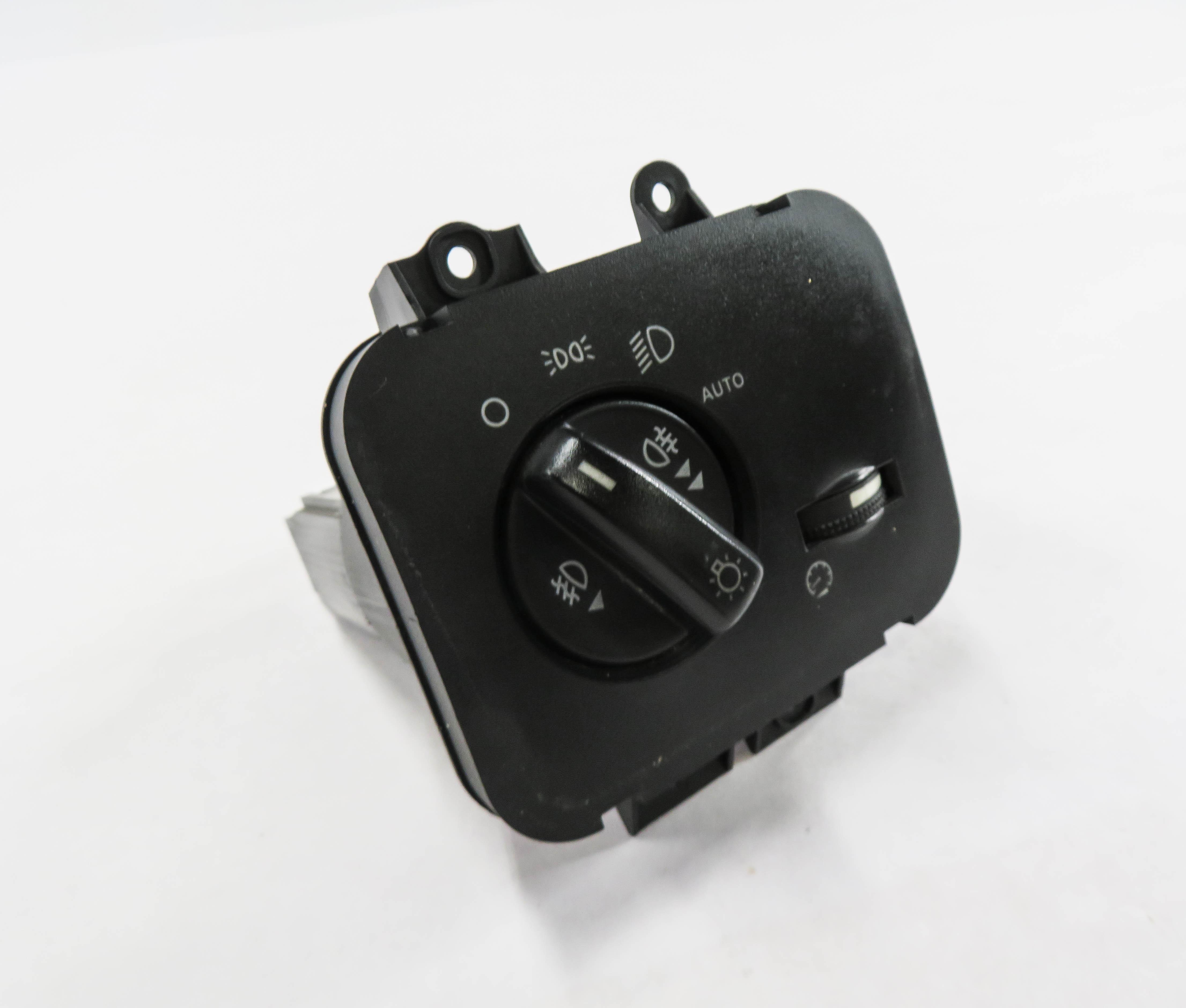 2005-2009 LAND ROVER LR3 / RANGE ROVER SPORT (L320) HEADLIGHT SWITCH — exact item pictured