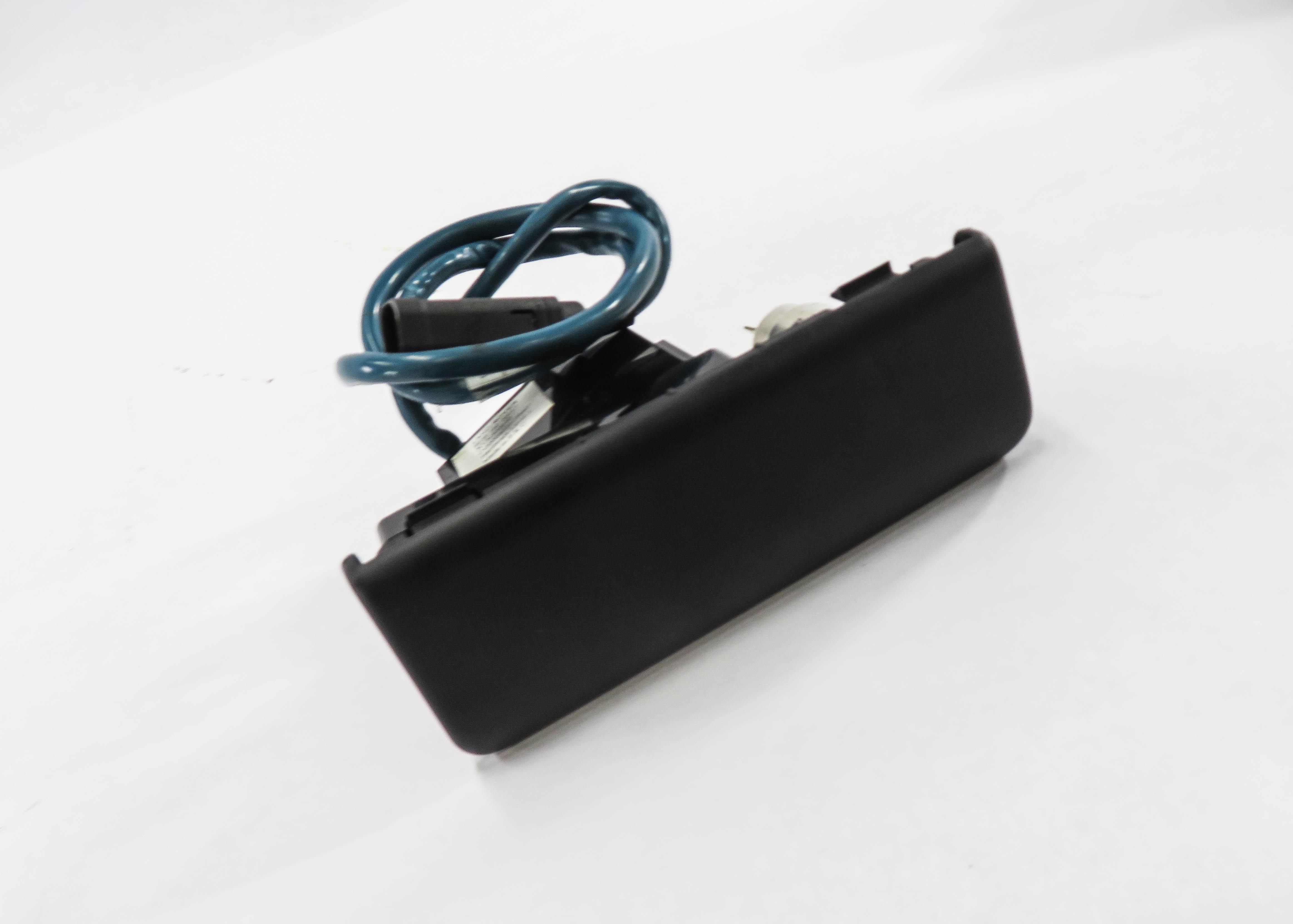 2006 RANGE ROVER SPORT (L320) REAR VIDEO RCA AUX AUXILIARY AUDIO VIDEO INPUT — exact item pictured