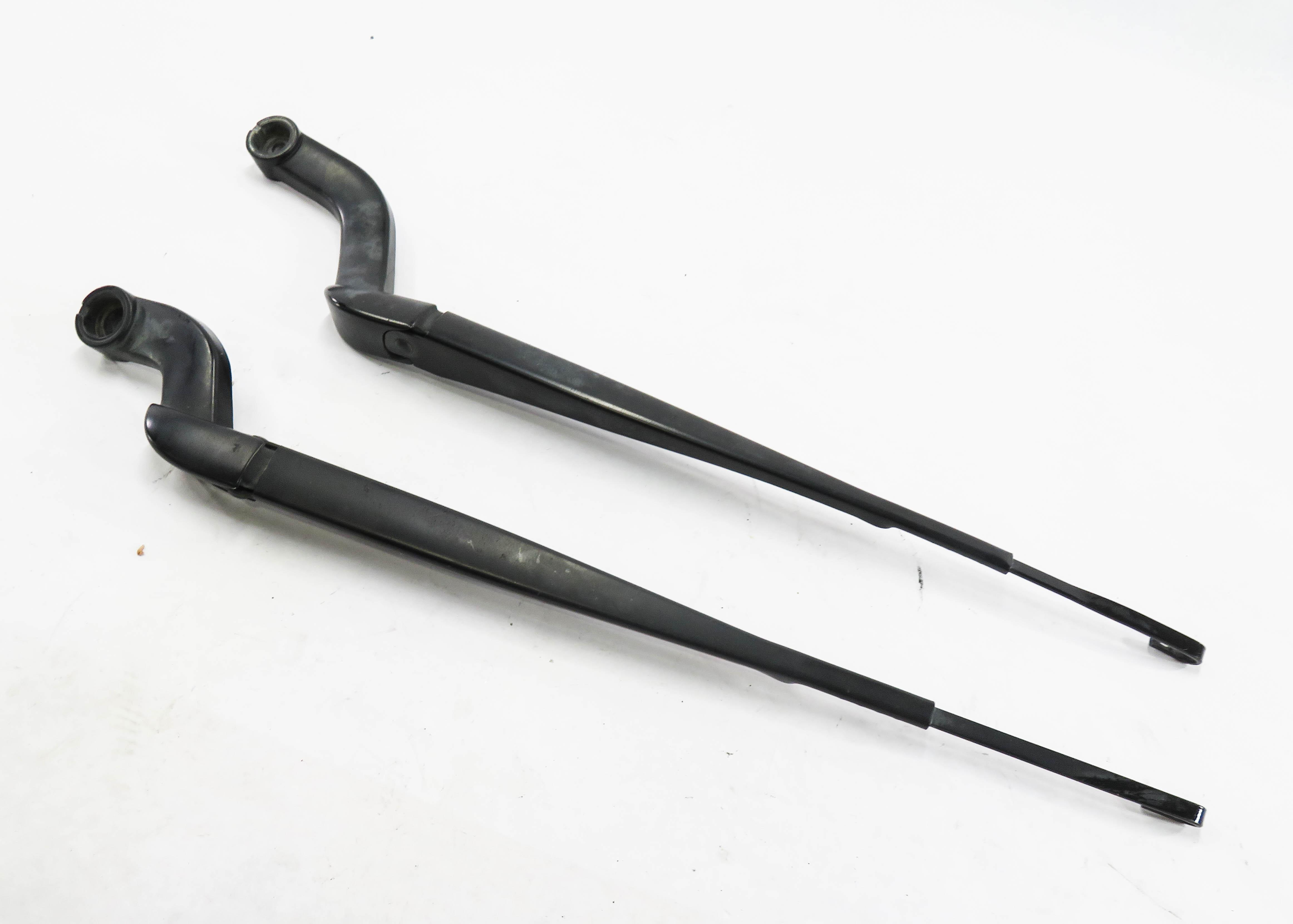 2006-2007 RANGE ROVER SPORT (L320) FRONT LEFT & RIGHT WINDSHILED WIPER ARM SET — exact item pictured
