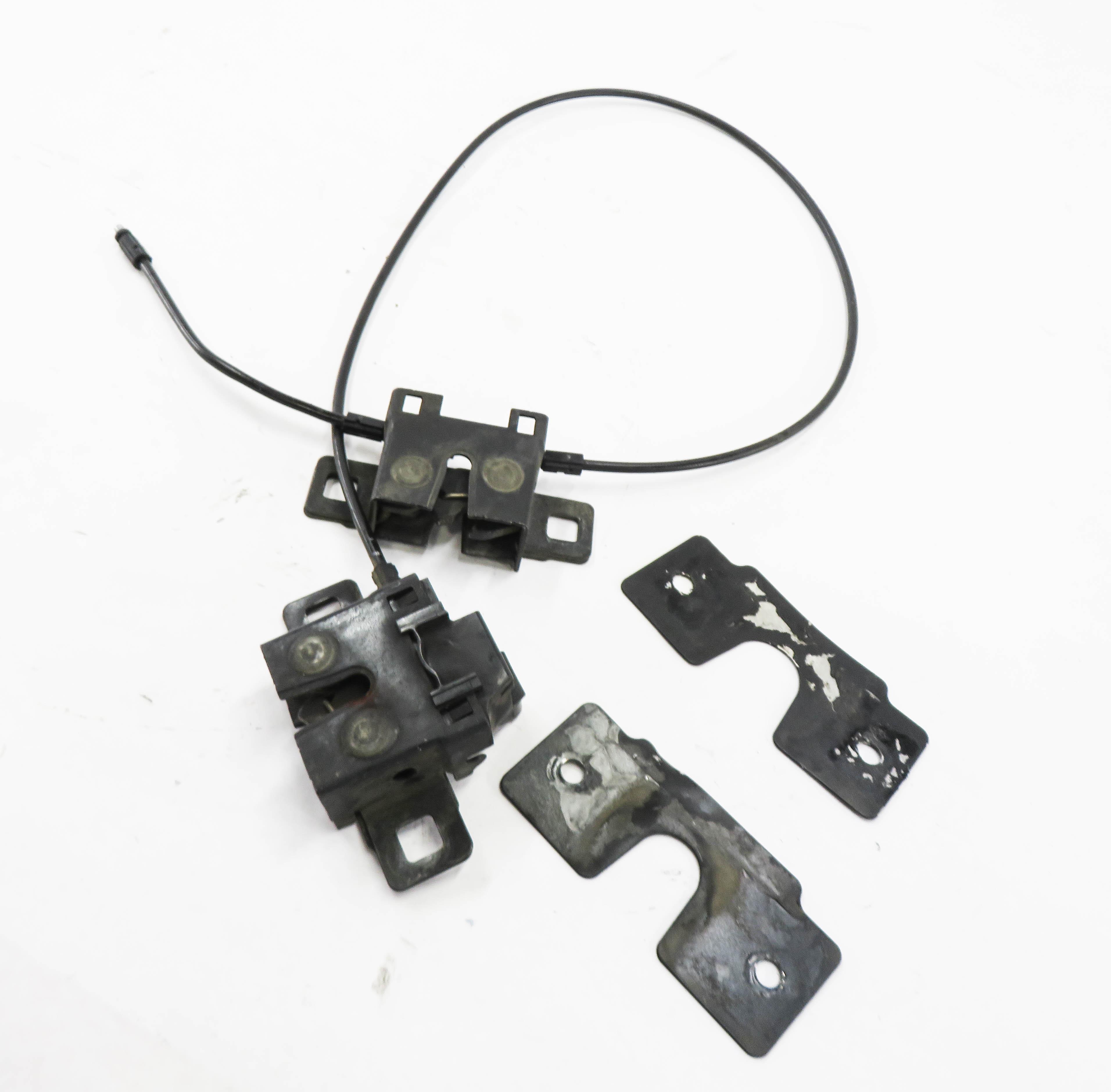 2010 RANGE ROVER SPORT (L320) FRONT LEFT & RIGHT LOWER HOOD LOCK LATCH SET-2 — exact item pictured