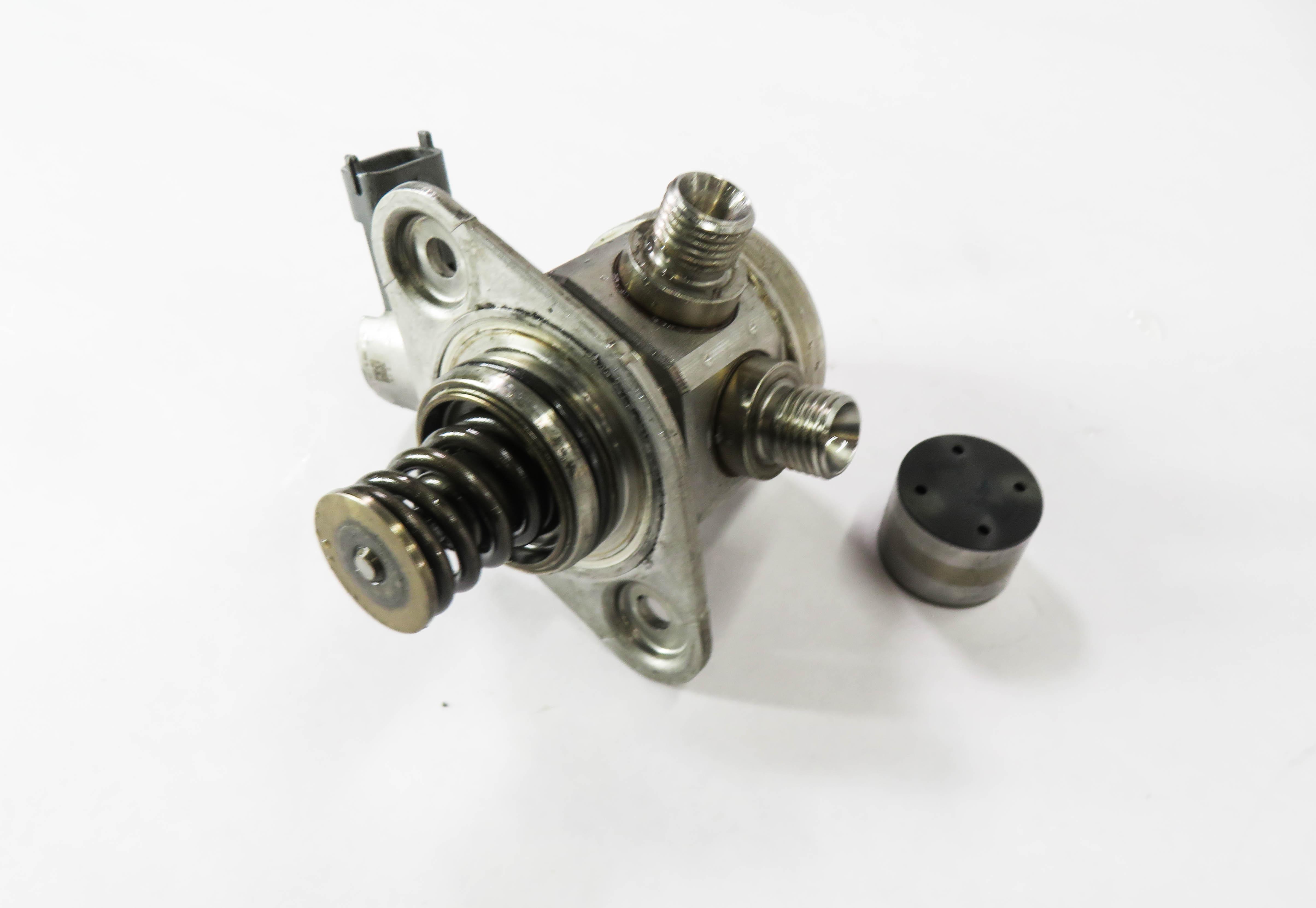 10-17 LR4 RANGE ROVER SPORT (L322 L320 L405 L494) 3.0L 5.0L MECHANICAL FUEL PUMP — exact item pictured
