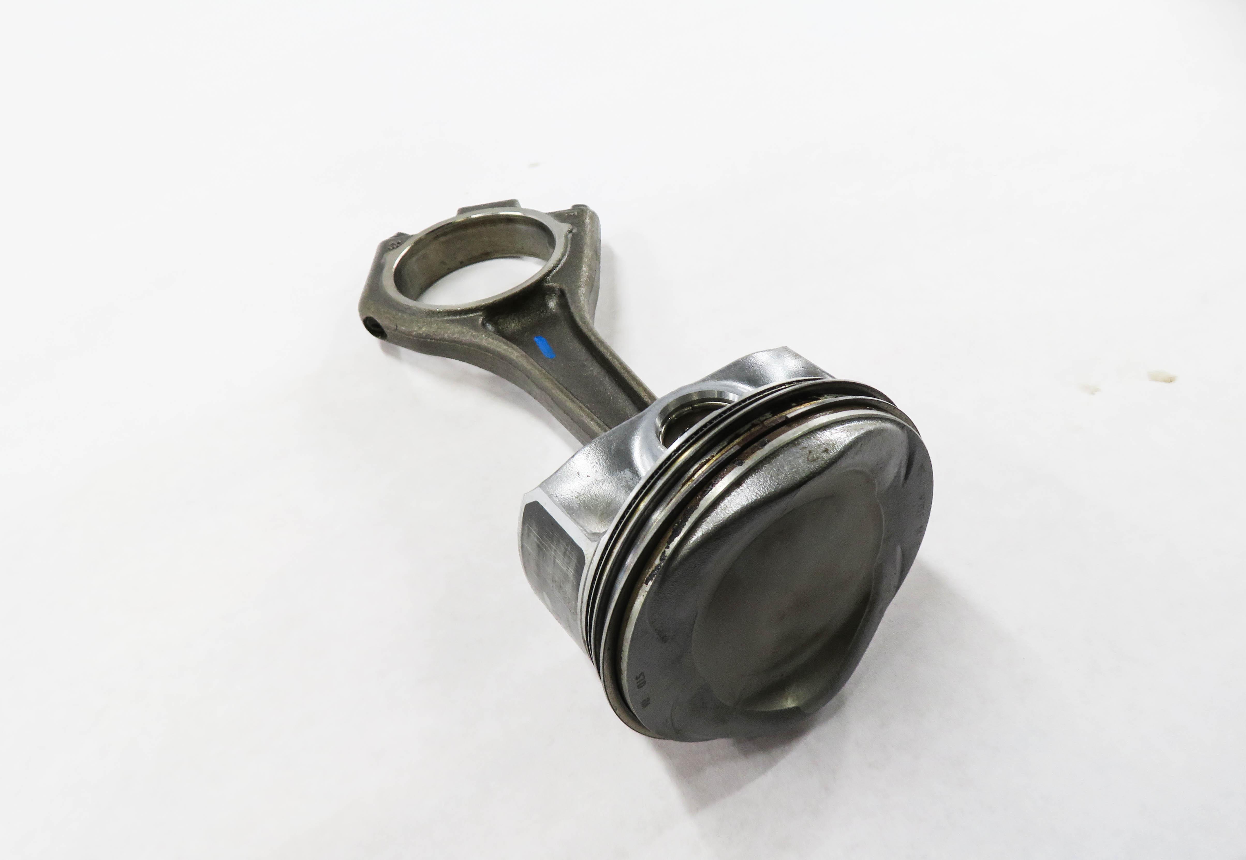 2010 RANGE ROVER SPORT (L320) 5.0L AJ133 V8 ENGINE - PISTON w/ CONNECTING ROD — exact item pictured