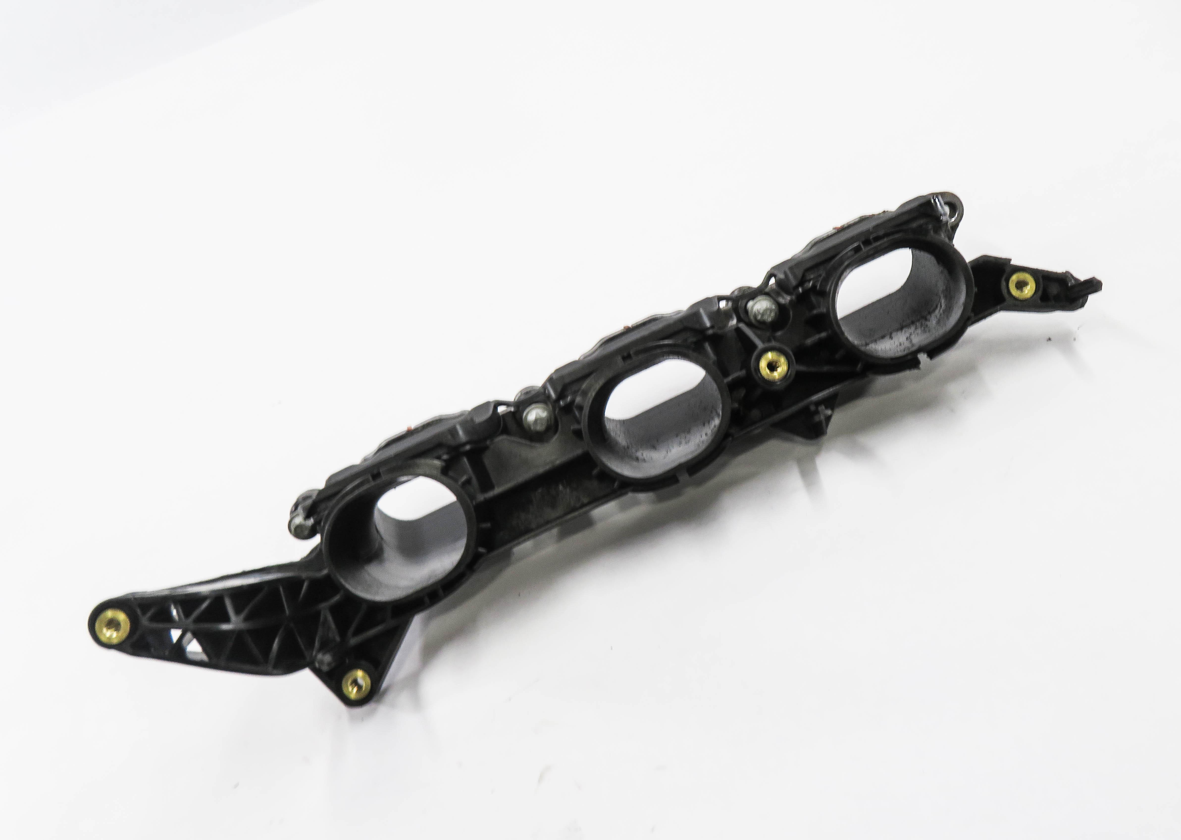 12-18 MERCEDES C300 C350 E300 E350 E400 GLK350 - 3.5L LEFT LOWER INTAKE MANIFOLD — exact item pictured