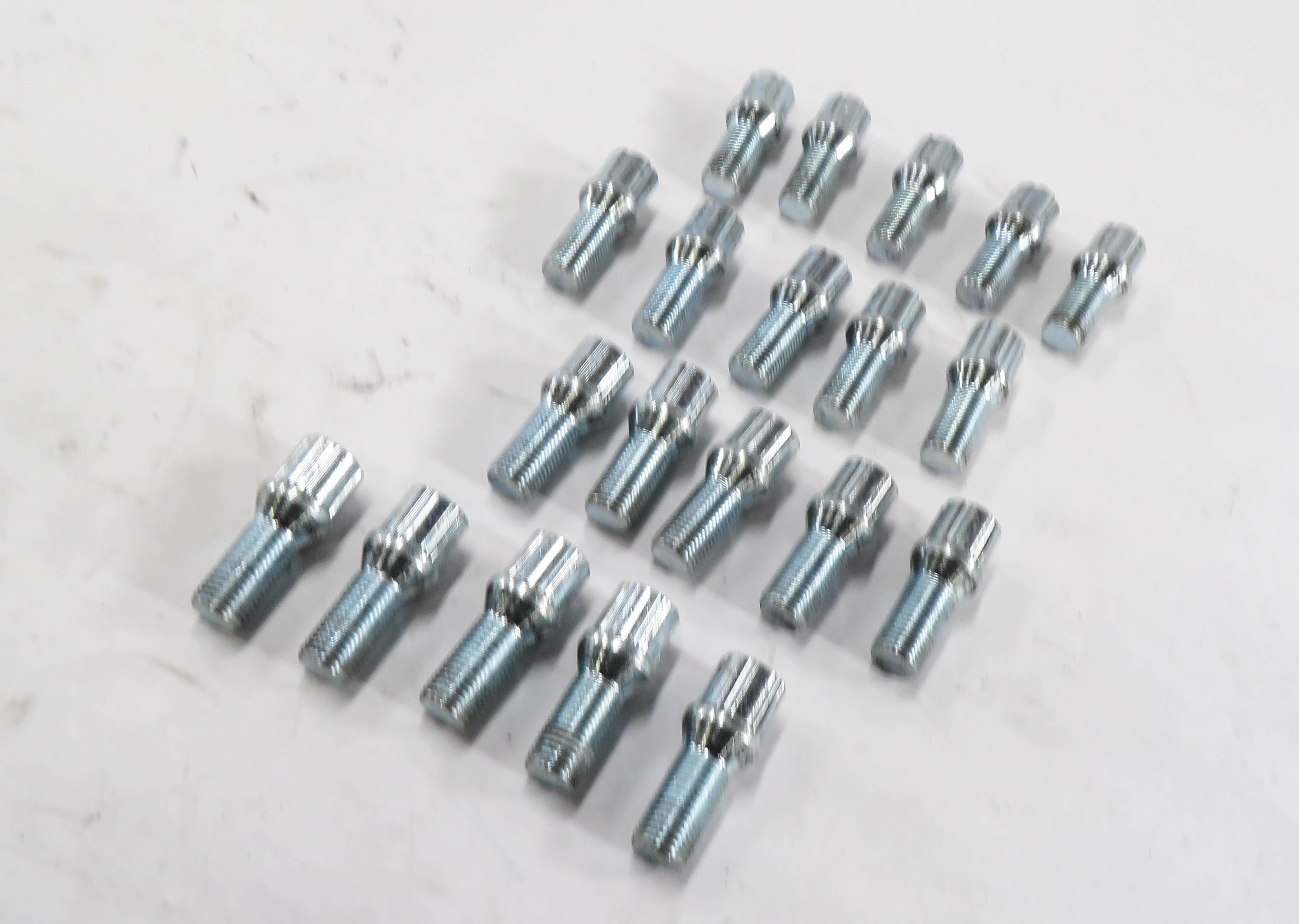 2013 MERCEDES E350 (W212) LUG NUT WHEEL BOLT SET-20 — exact item pictured