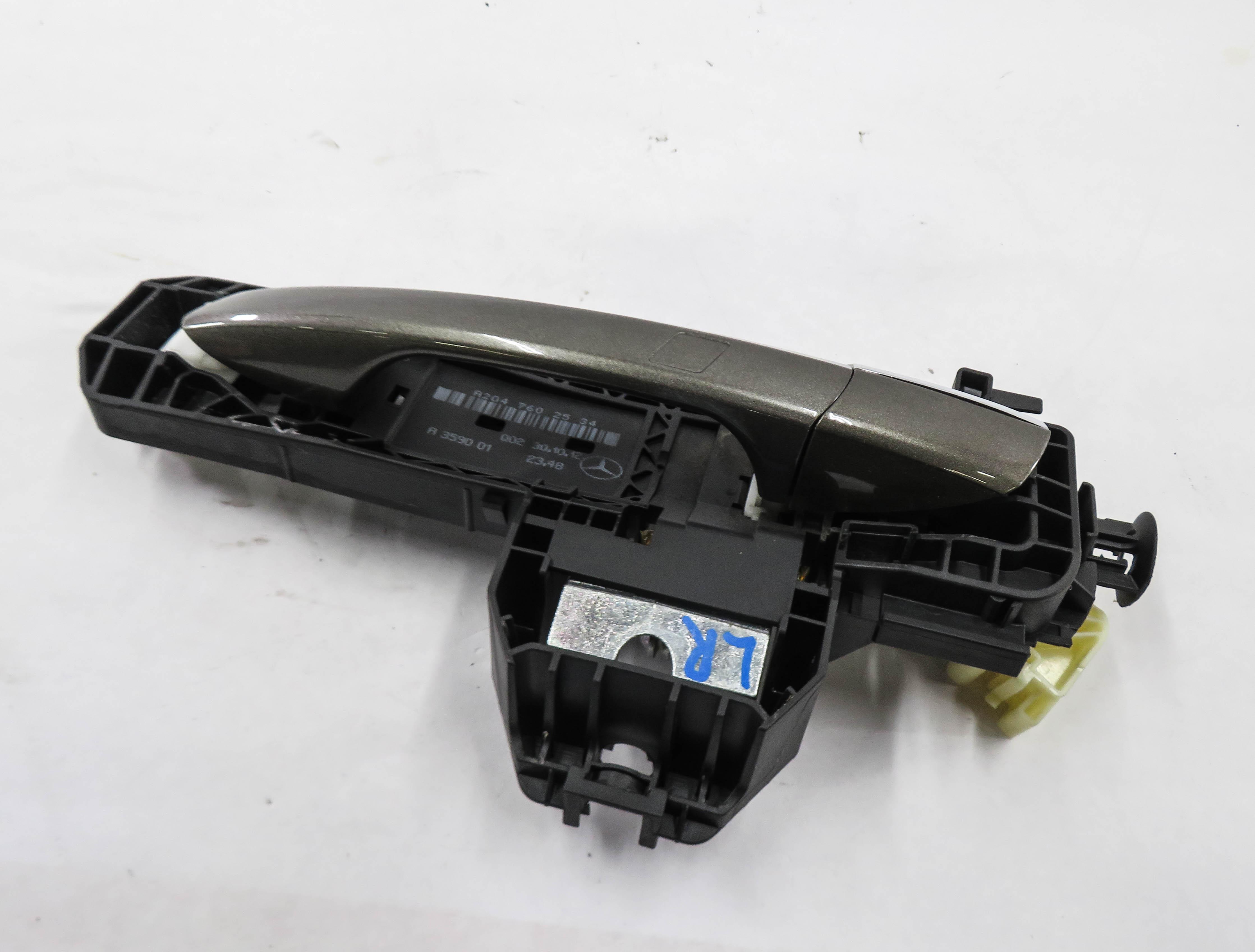 08-14 MERCEDES C300 C350 E350 E550 - LEFT REAR KEYLESS GO DOOR HANDLE (GRAY) — exact item pictured