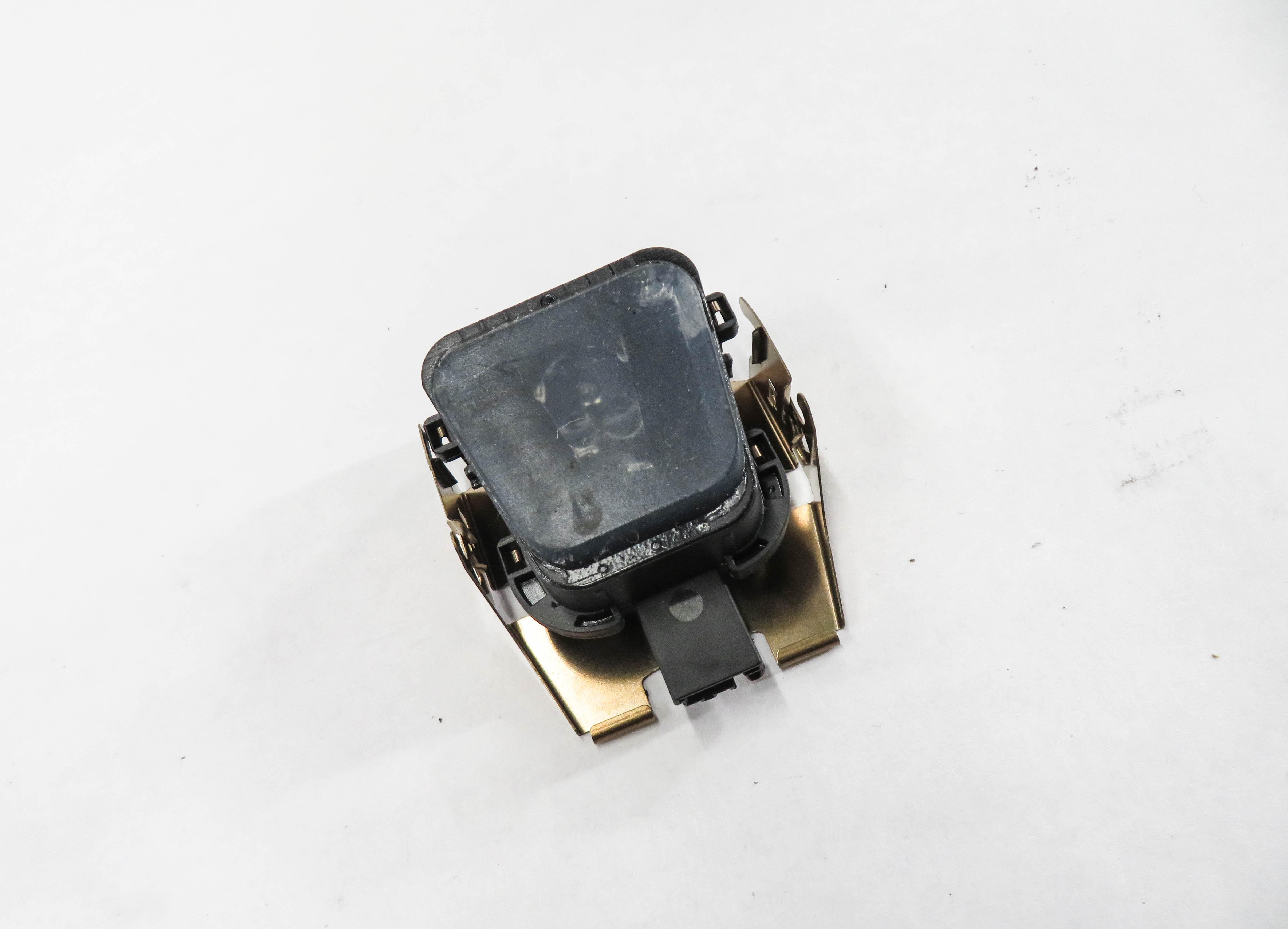 14-20 JAGUAR XE XF XJ RANGE ROVER SPORT (L405 L494) FRONT RAIN LIGHT SENSOR RLS — exact item pictured