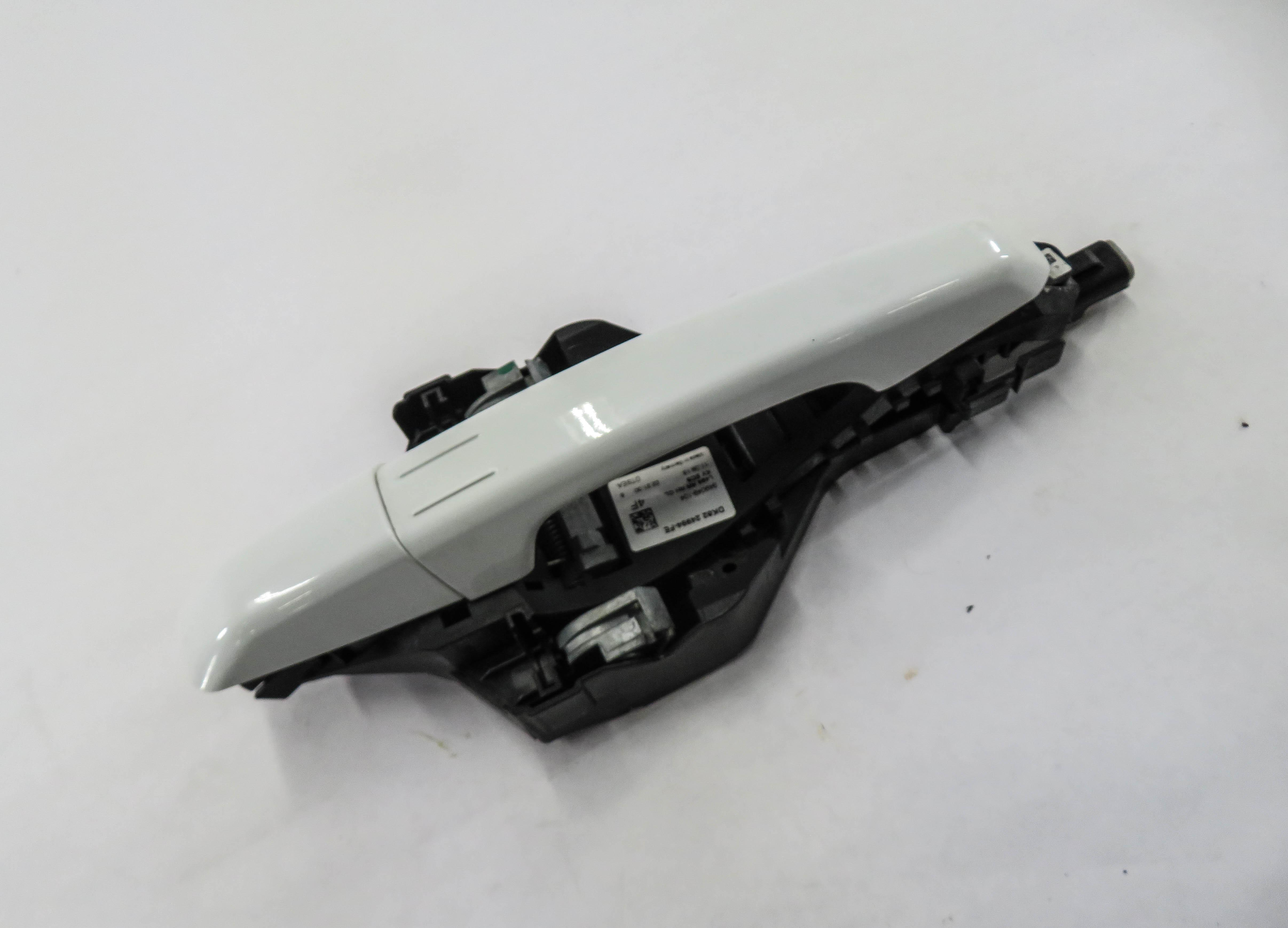 2012-2017 RANGE ROVER SPORT EVOQUE (L405 L494 L538) PASSIVE DOOR HANDLE (WHITE) — exact item pictured