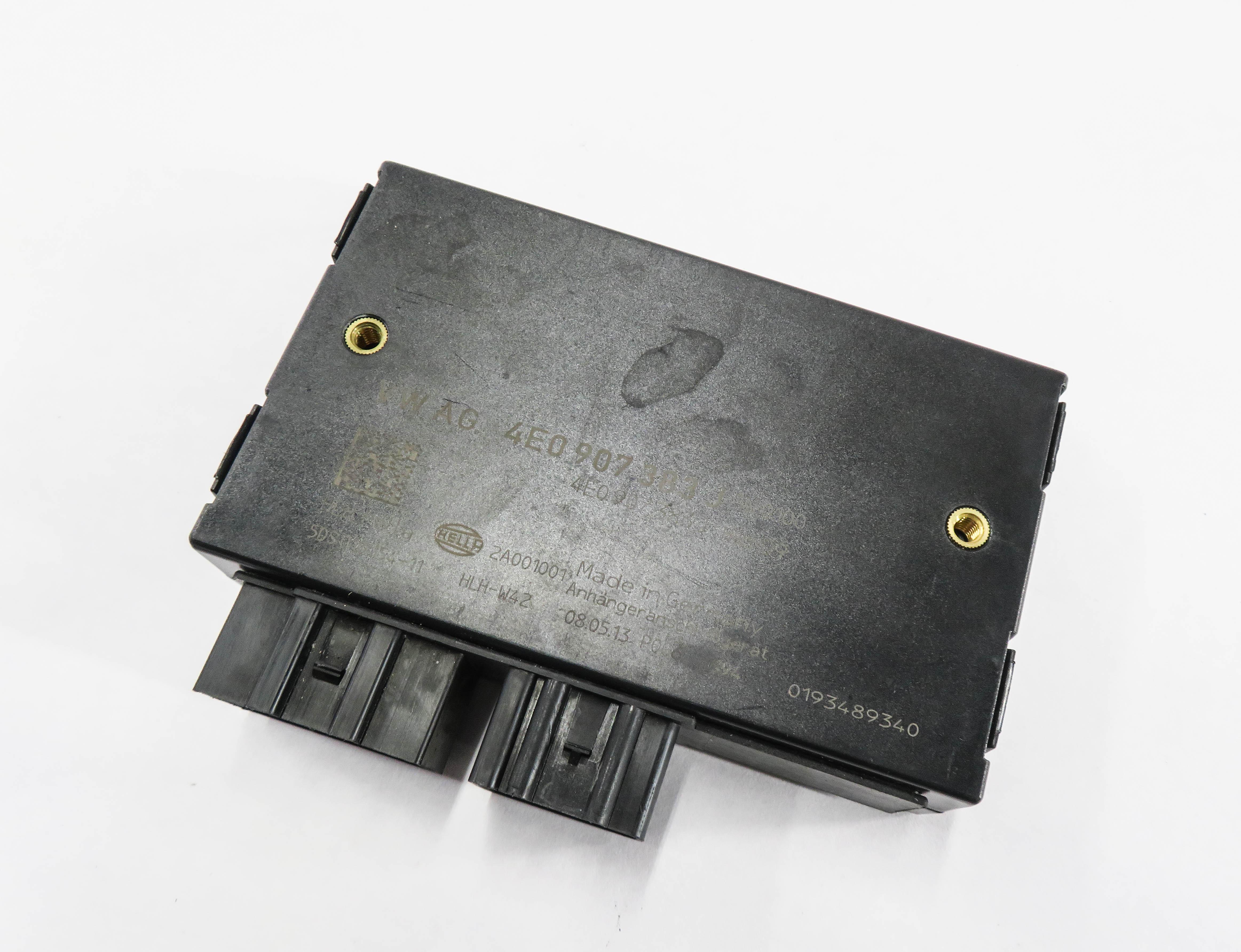 2007-2015 AUDI Q7 (4L) TRAILER HITCH TOW TOWING CONTROL MODULE — exact item pictured