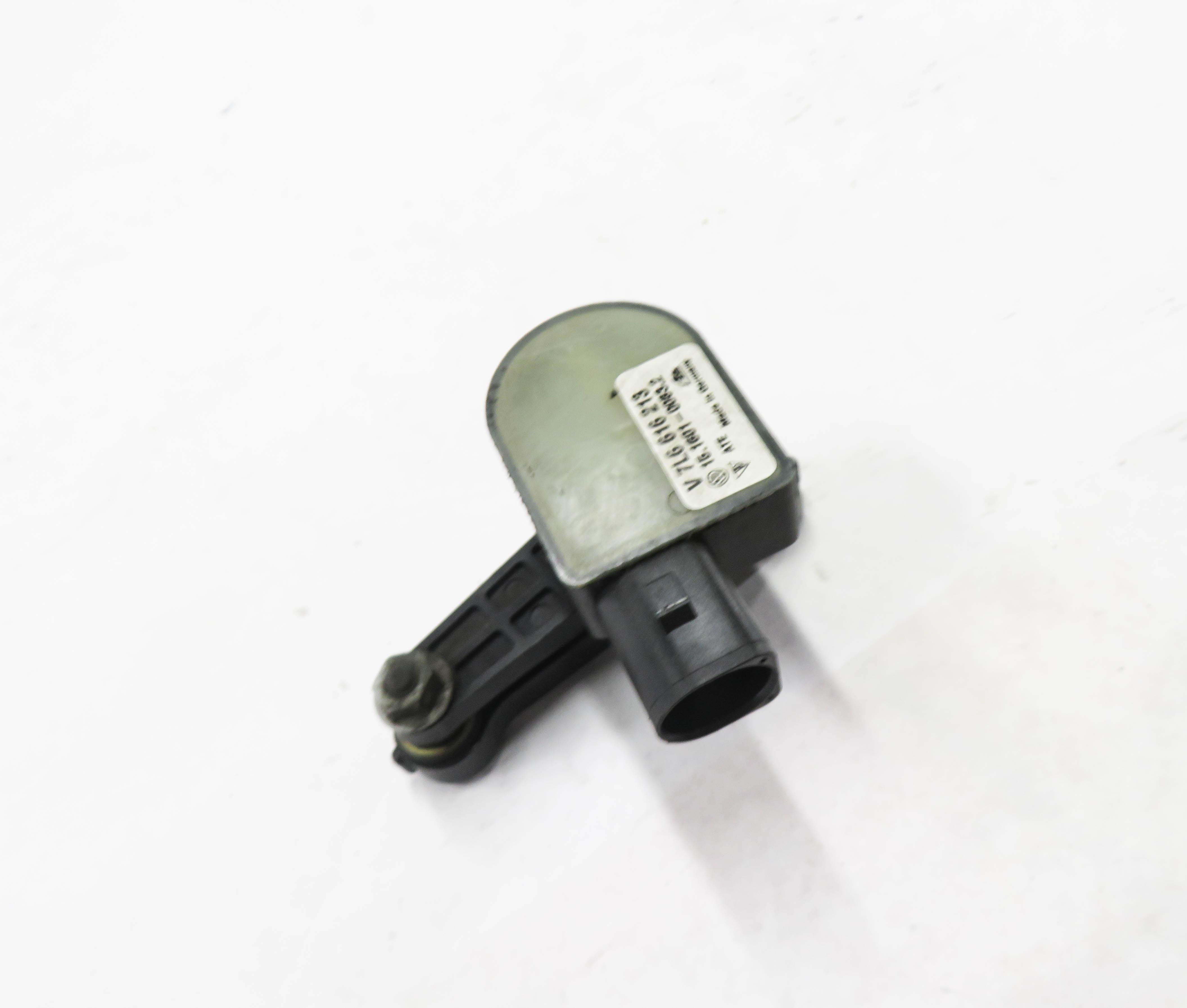 2014 AUDI Q7 (4L) LEFT FRONT DRIVER SUSPENSION HEIGHT LEVEL SENSOR — exact item pictured