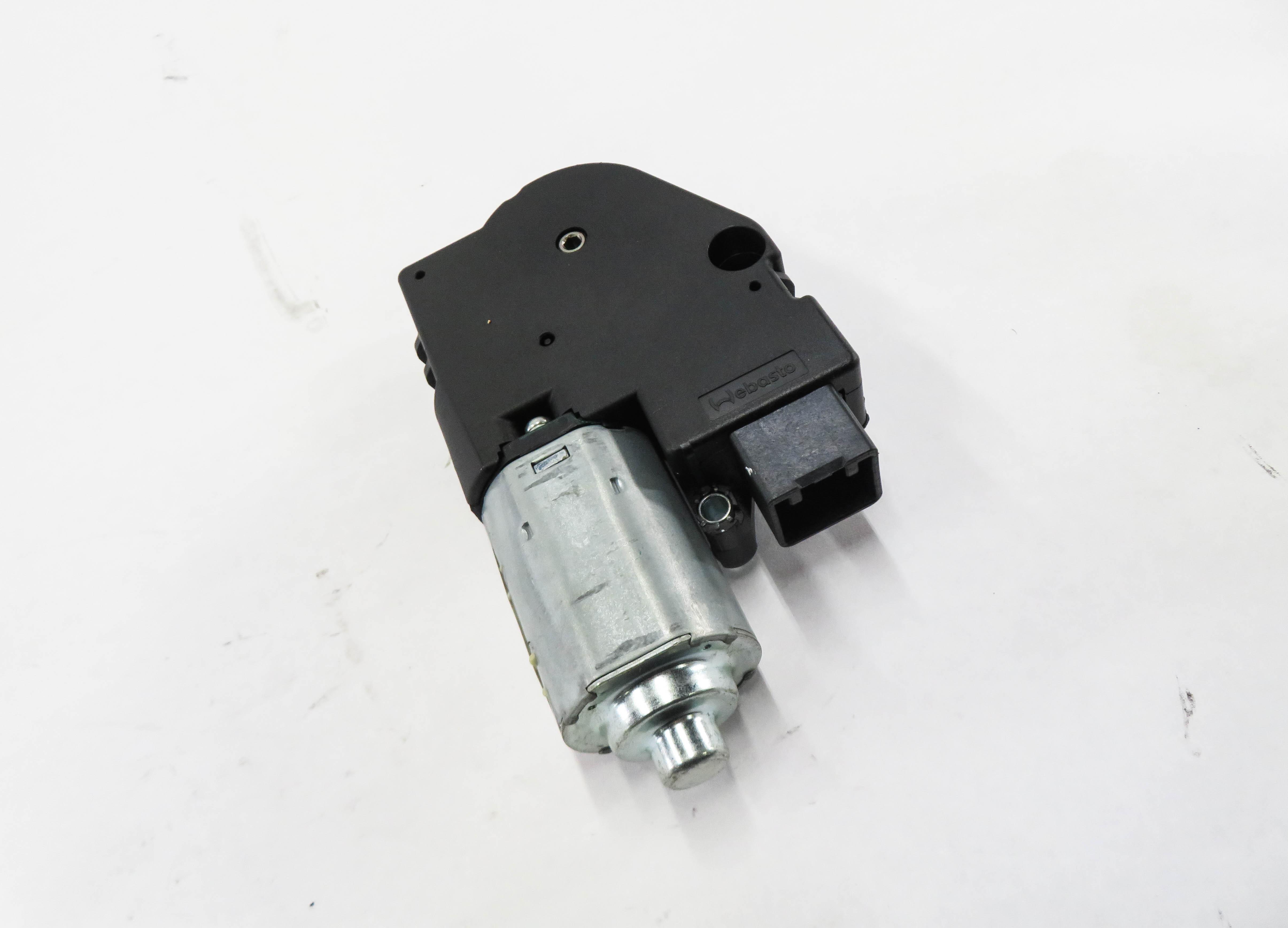 2010-2012 RANGE ROVER (L322) POWER SUNROOF SUN ROOF WINDOW MOTOR — exact item pictured