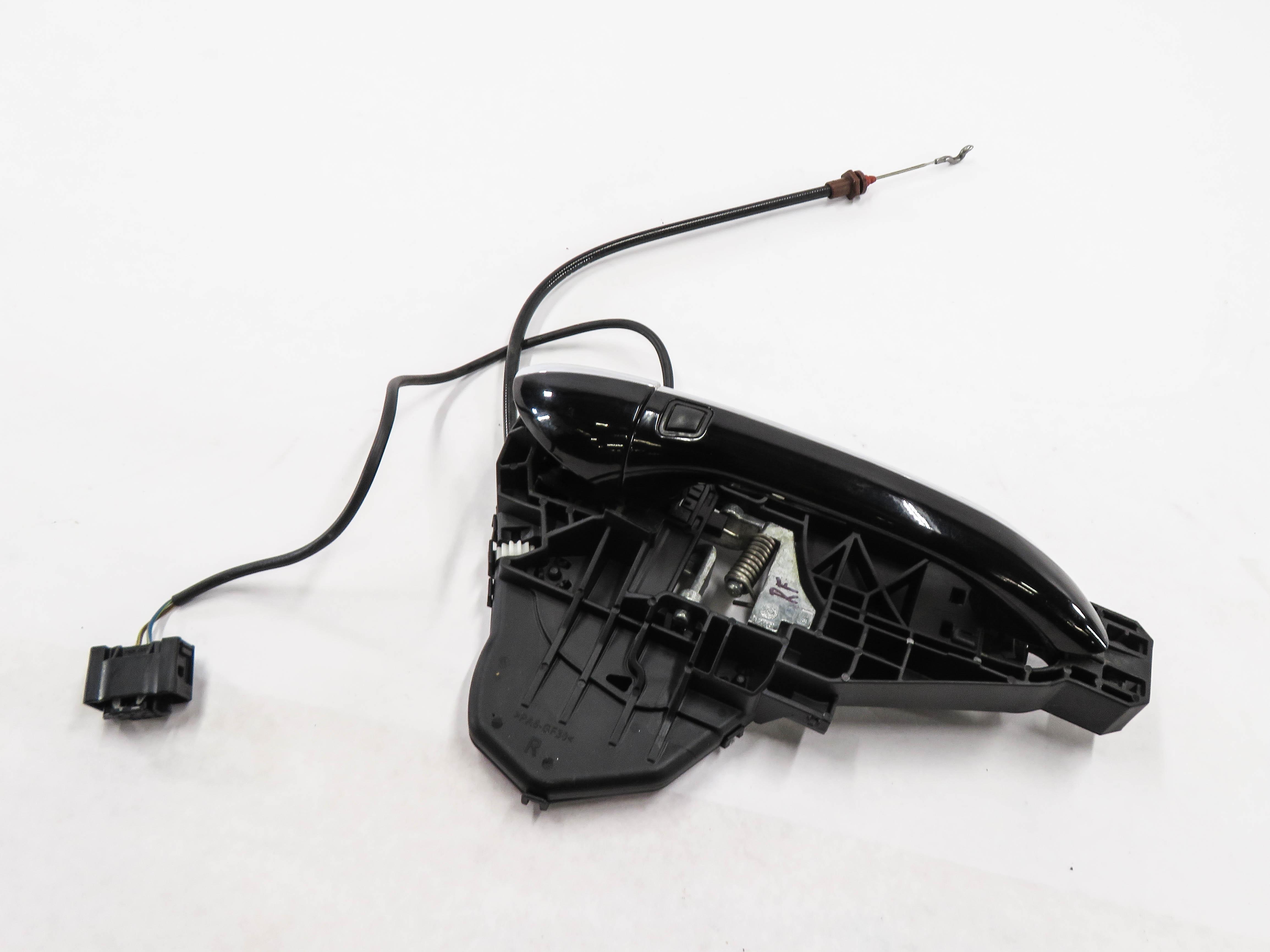 2009 MERCEDES GL320 (X164) RIGHT FRONT PASSENGER KEYLESS DOOR HANDLE (BLACK) — exact item pictured