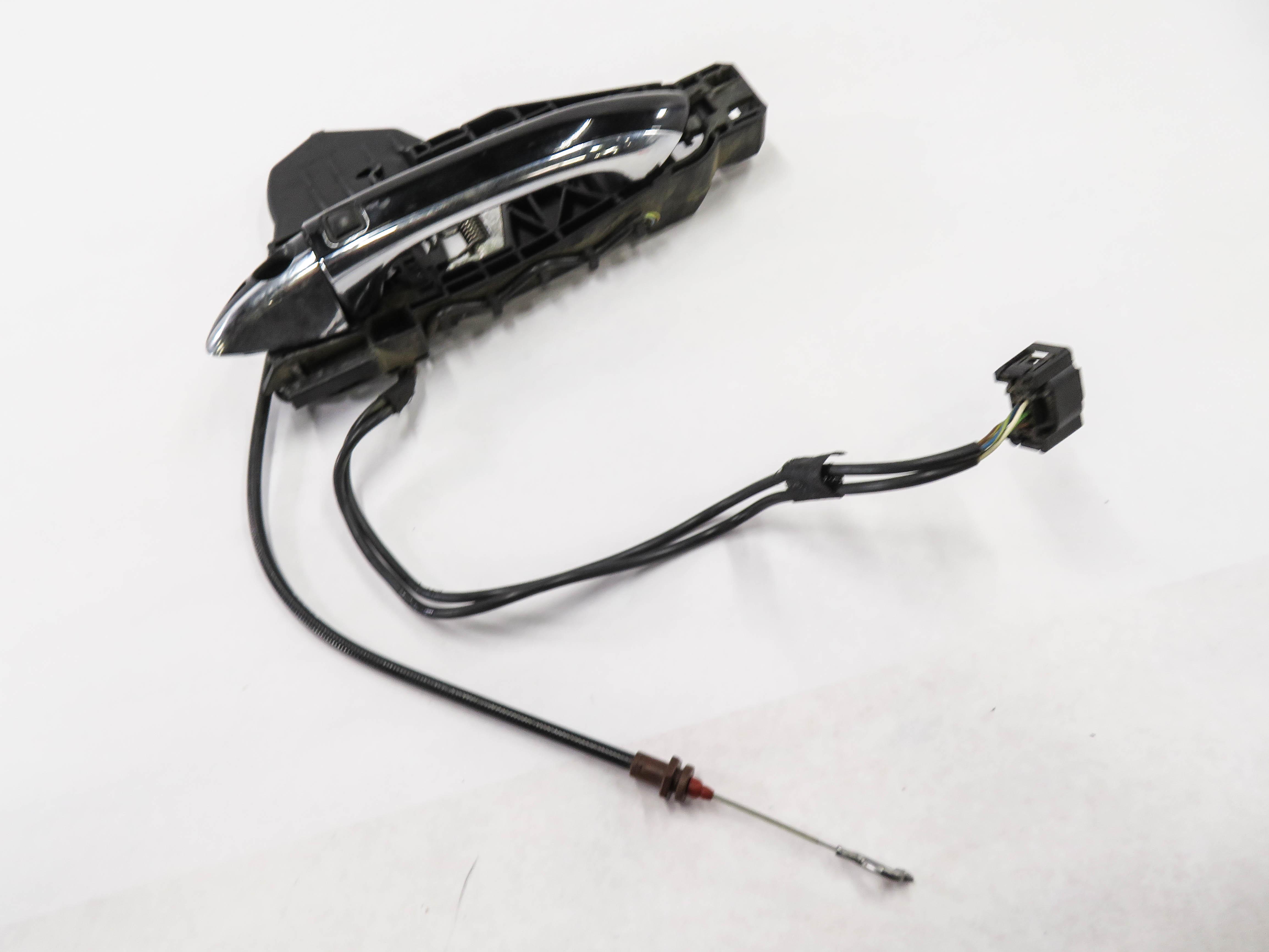 2009 MERCEDES GL320 (X164) LEFT FRONT DRIVER KEYLESS DOOR HANDLE (BLACK) — exact item pictured
