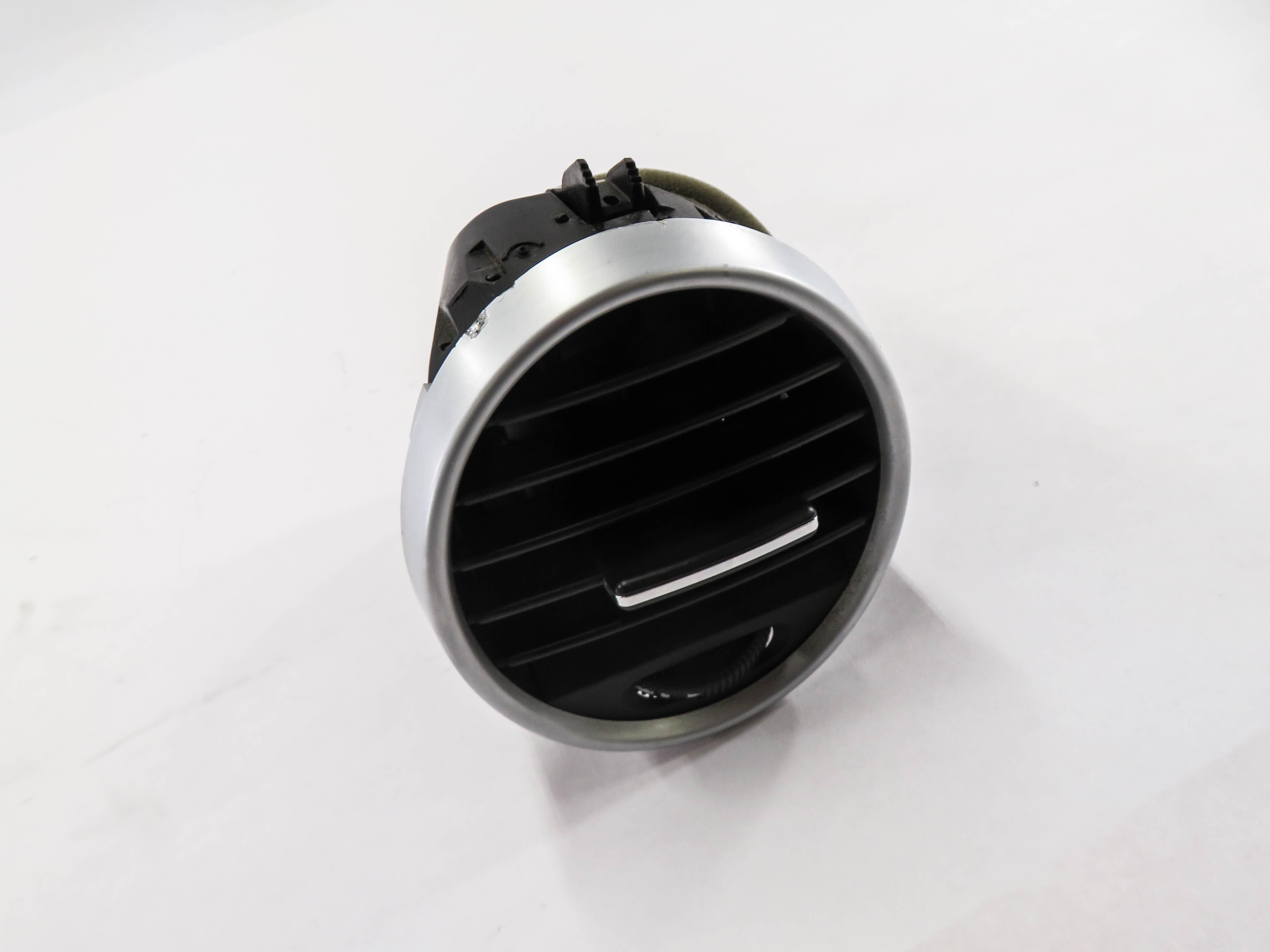 2009 MERCEDES GL320 (X164) LEFT FRONT DRIVER OUTER DASH HEATER A/C AIR VENT — exact item pictured