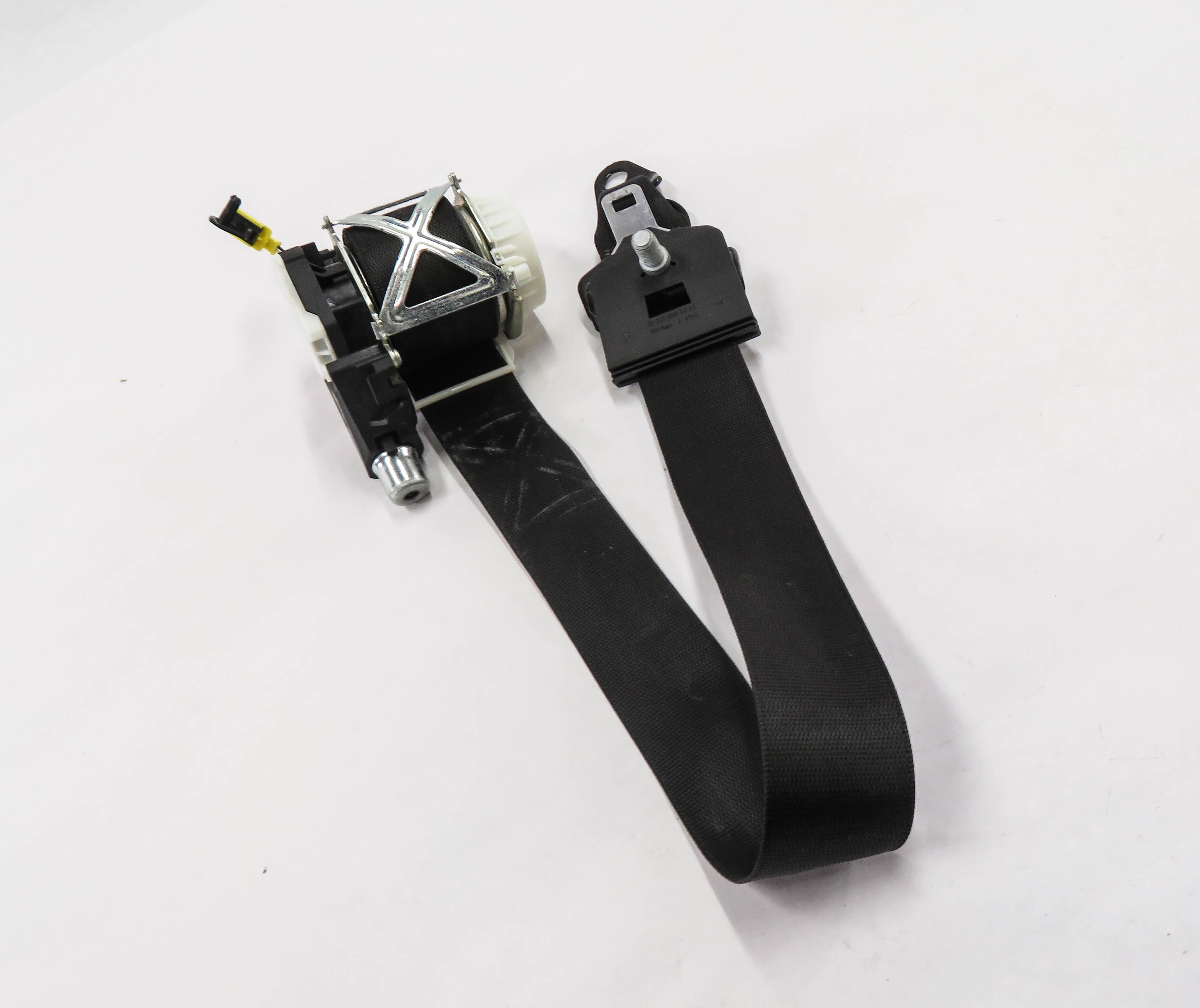 2009 MERCEDES GL320 (X164) REAR 2nd ROW SEAT - RIGHT SEATBELT RETRACTOR (BLACK) — exact item pictured