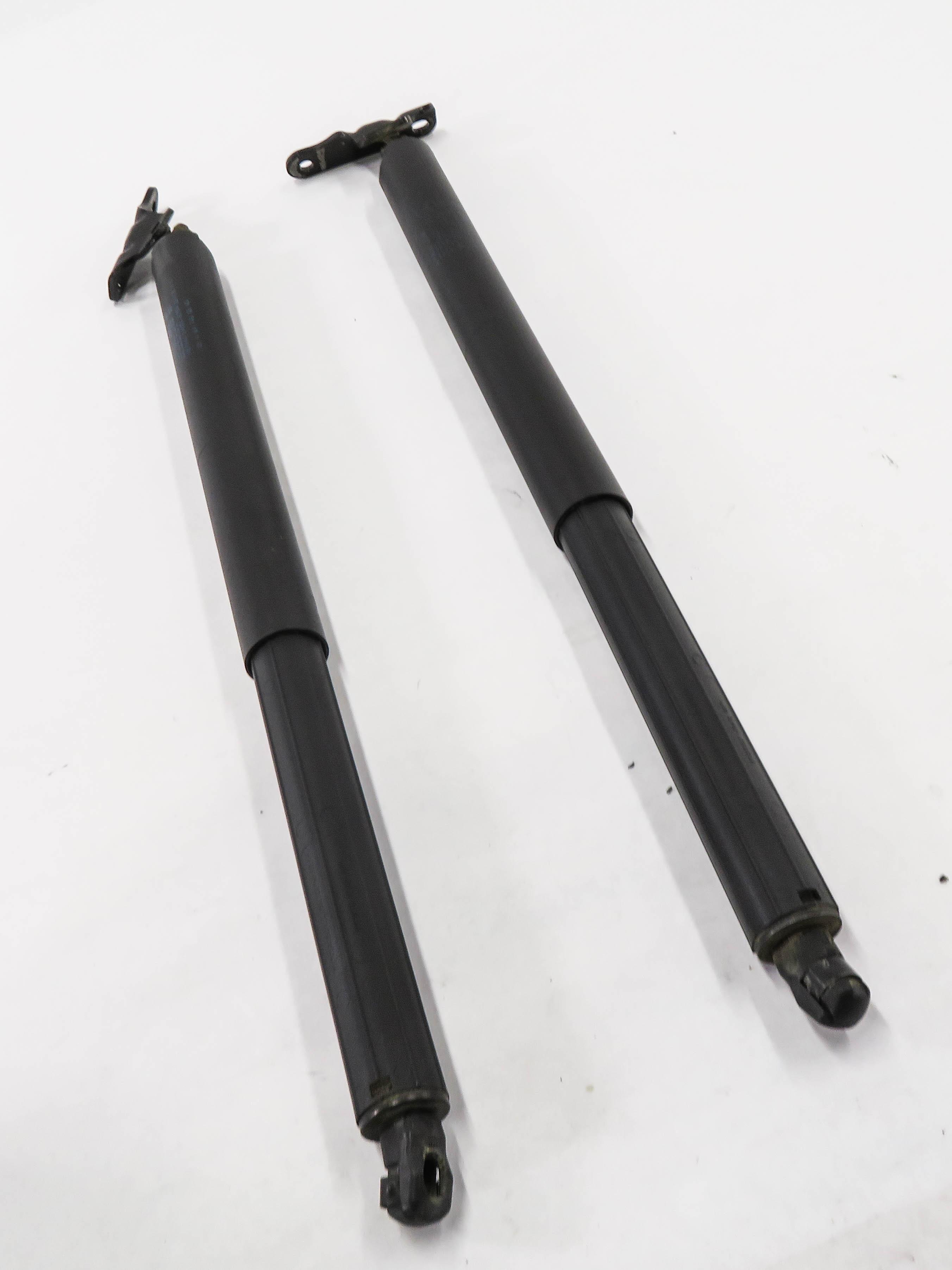 2009 MERCEDES GL320 (X164) LEFT & RIGHT REAR TRUNK SHOCK STRUT SET-2 — exact item pictured