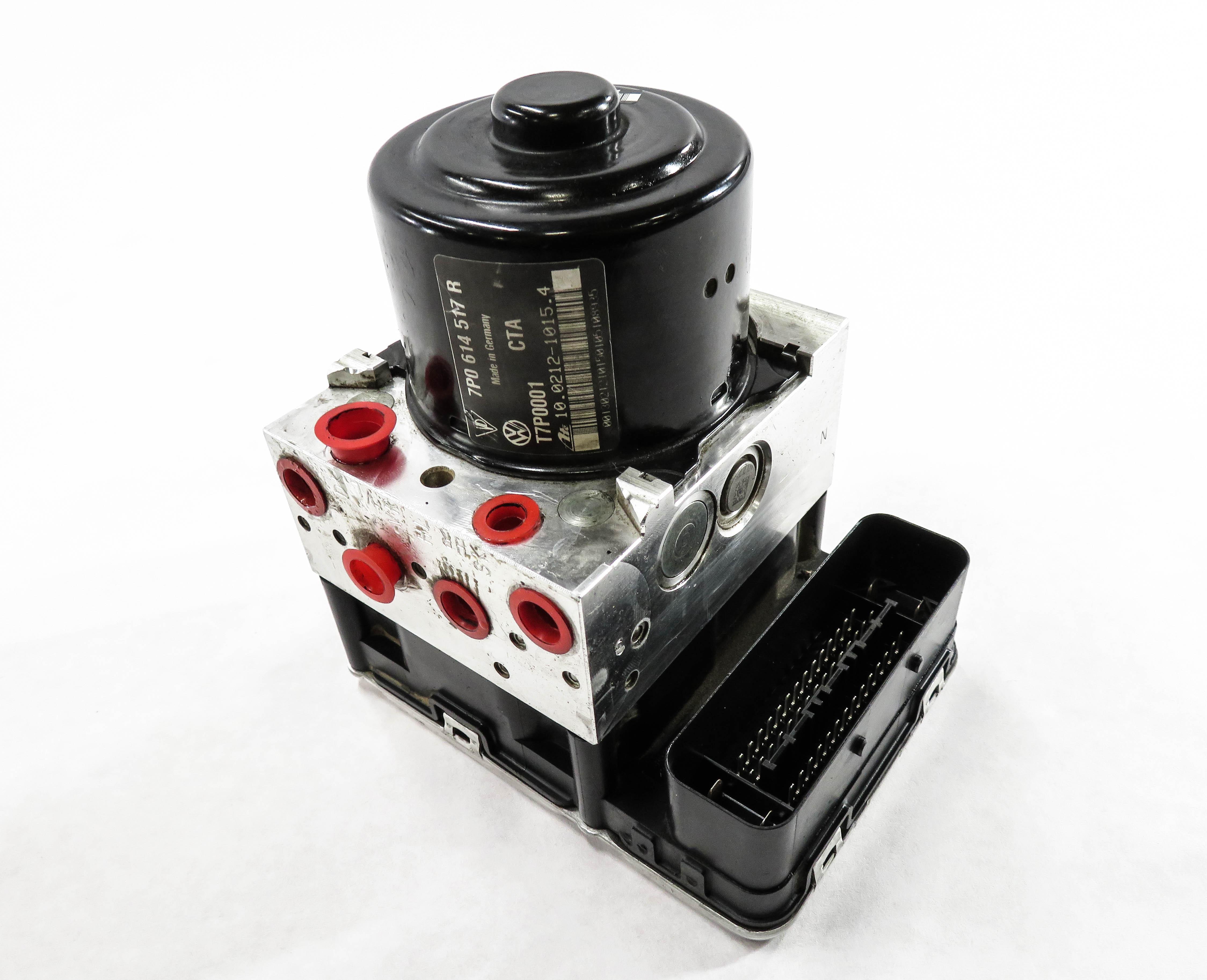 2015-2018 PORSCHE CAYENNE (958) ABS ANTI LOCK BRAKE PUMP w/ MODULE — exact item pictured