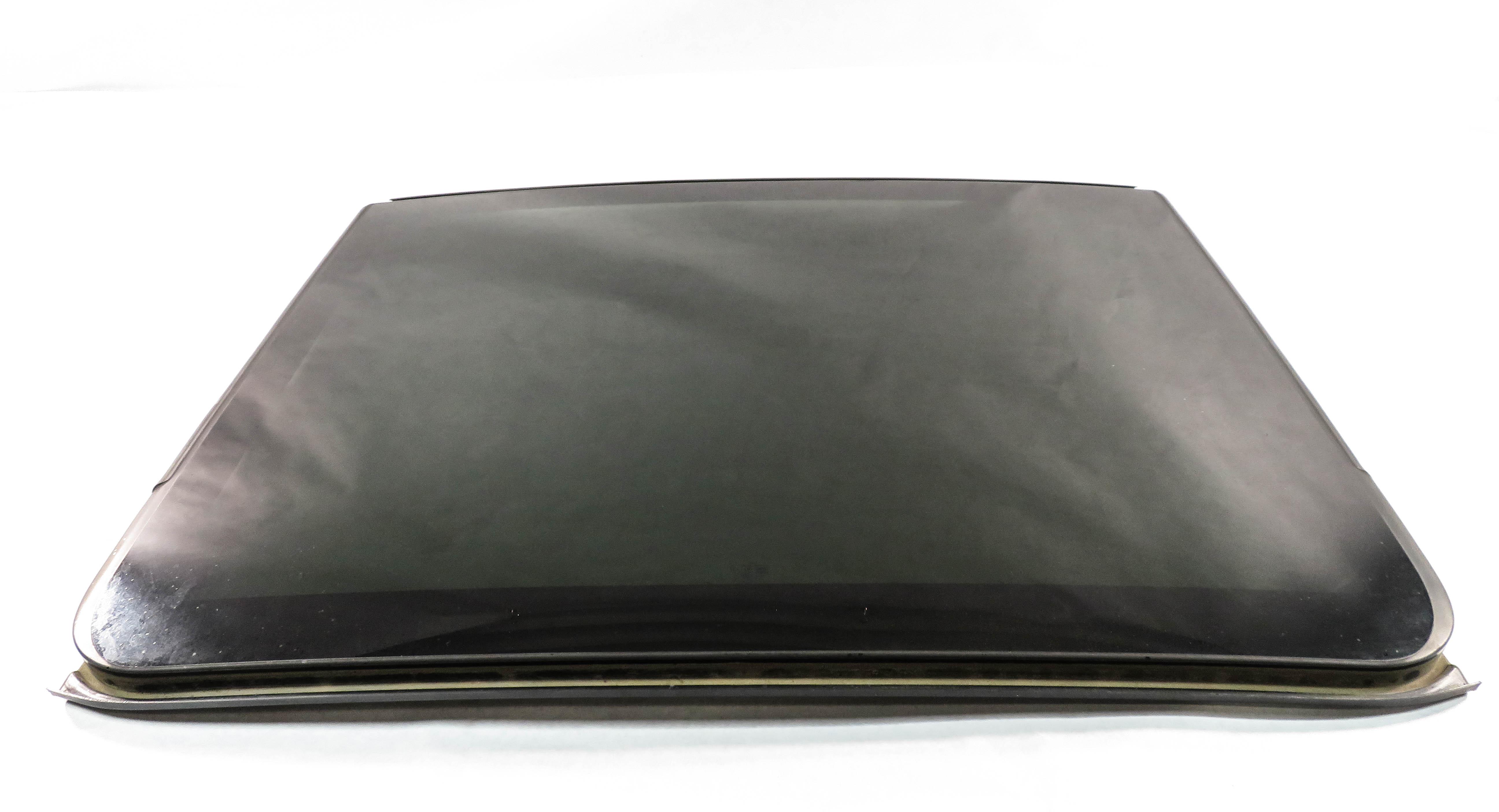2011-2018 PORSCHE CAYENNE (958) REAR - PANORAMIC SUNROOF SUN ROOF GLASS WINDOW — exact item pictured