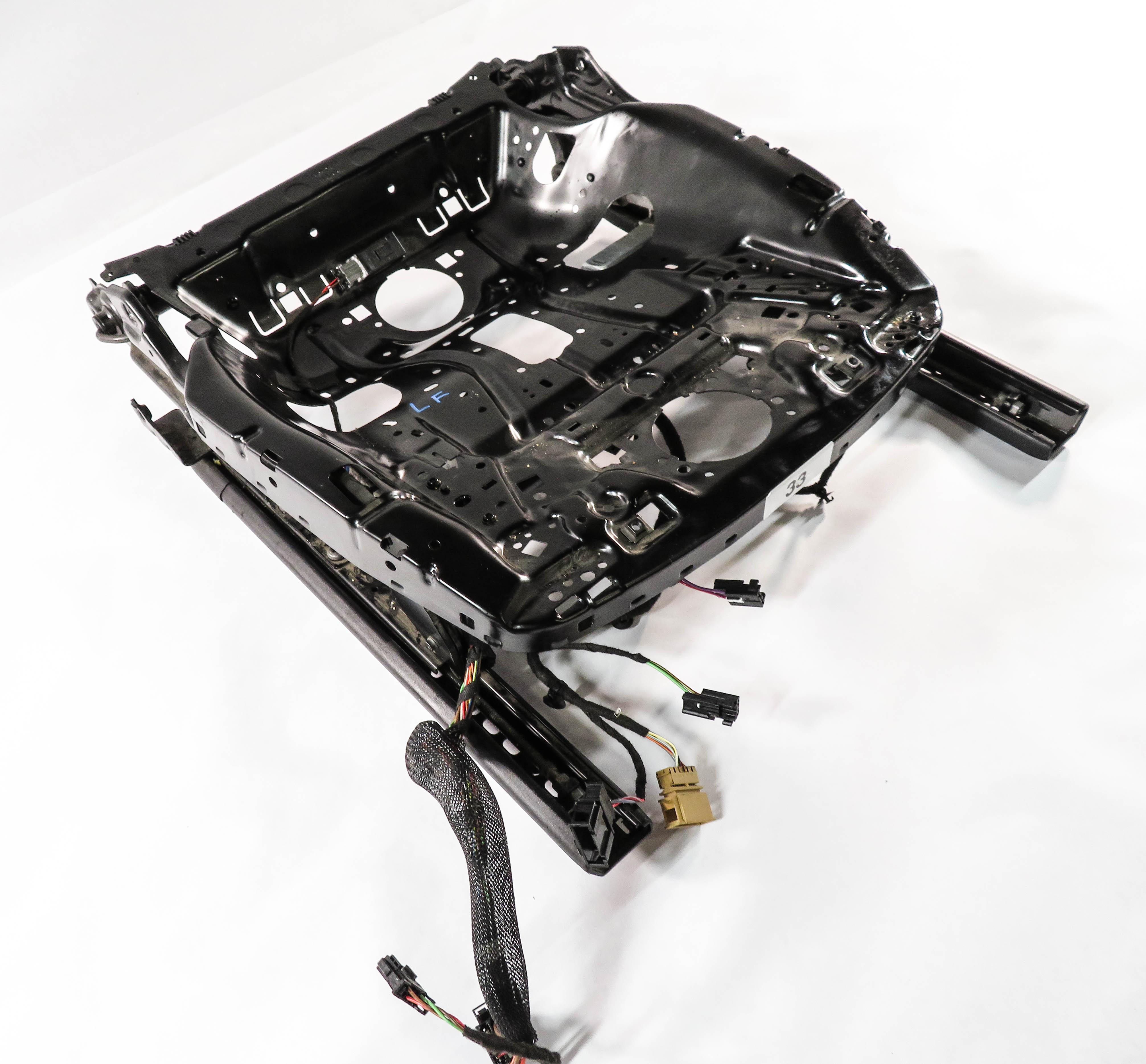 2015-2016 PORSCHE CAYENNE (958) DRIVER - COMFORT SEAT TRACK w/ MOTORS (MEMORY) — exact item pictured