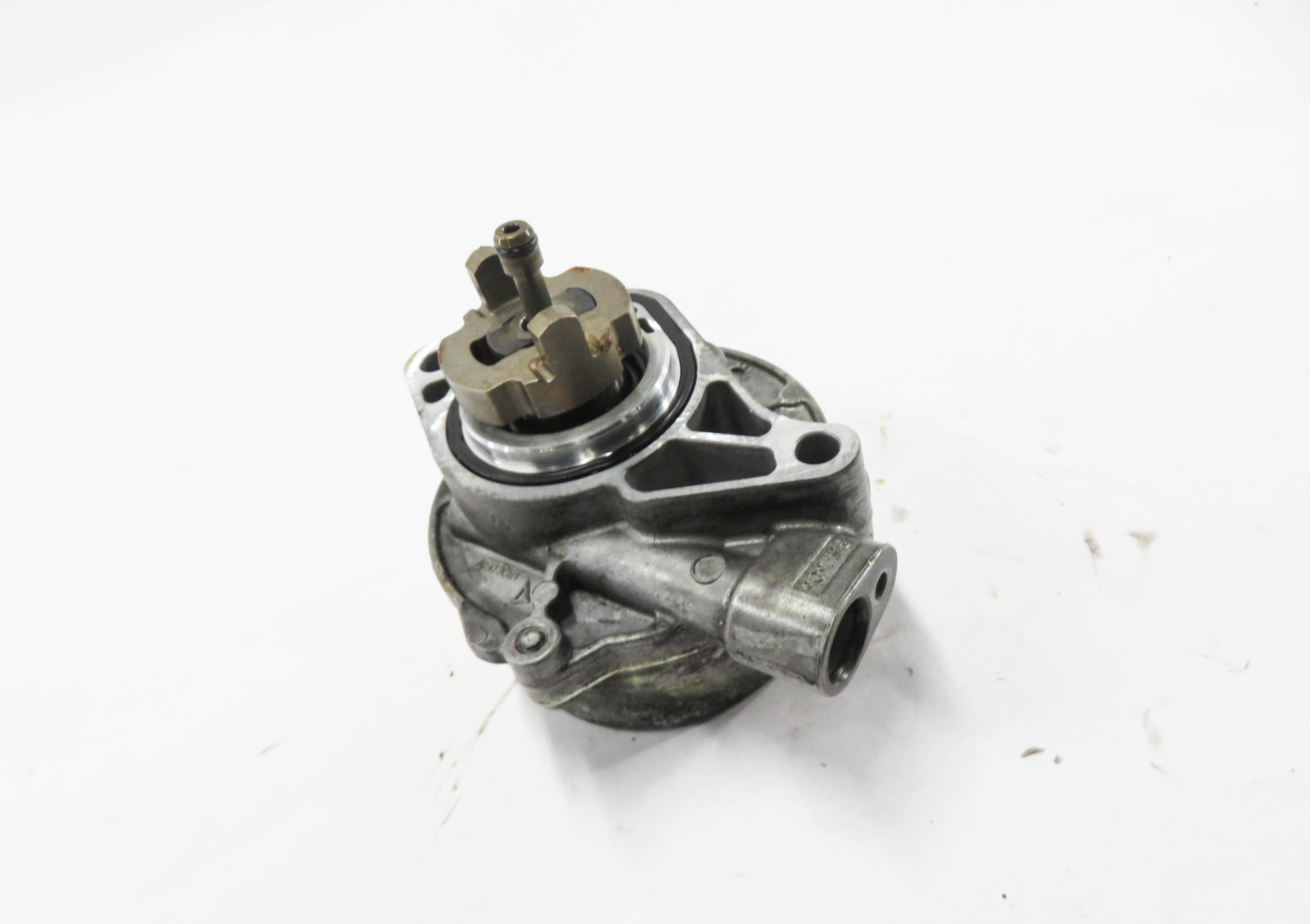 2010-2019 RANGE ROVER SPORT LR4 JAGUAR XE XF XK - 3.0L / 5.0L BRAKE VACUUM PUMP — exact item pictured