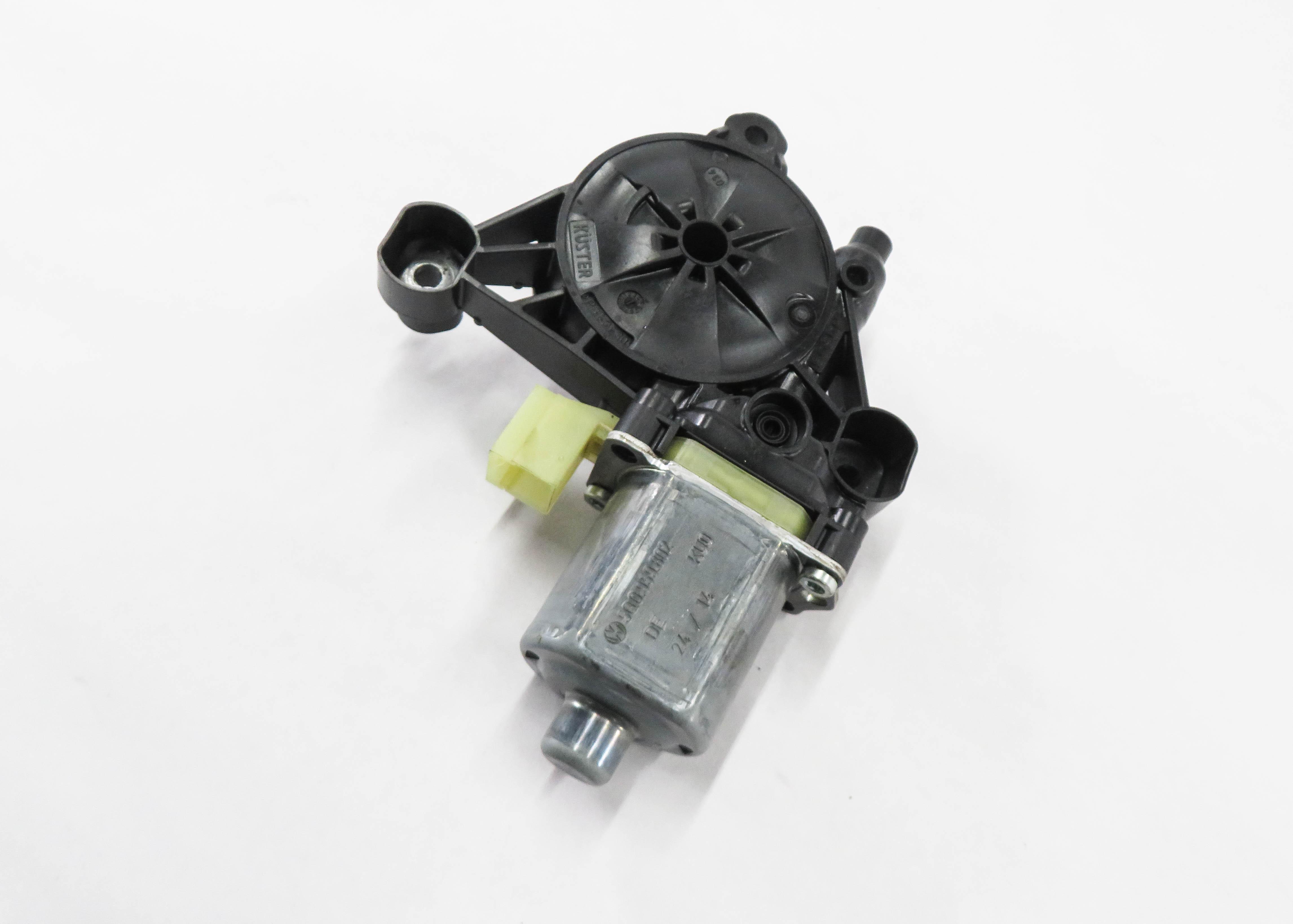 2015-2018 AUDI A3 S3 RS3 (8V) RIGHT SIDE REAR DOOR POWER WINDOW MOTOR — exact item pictured