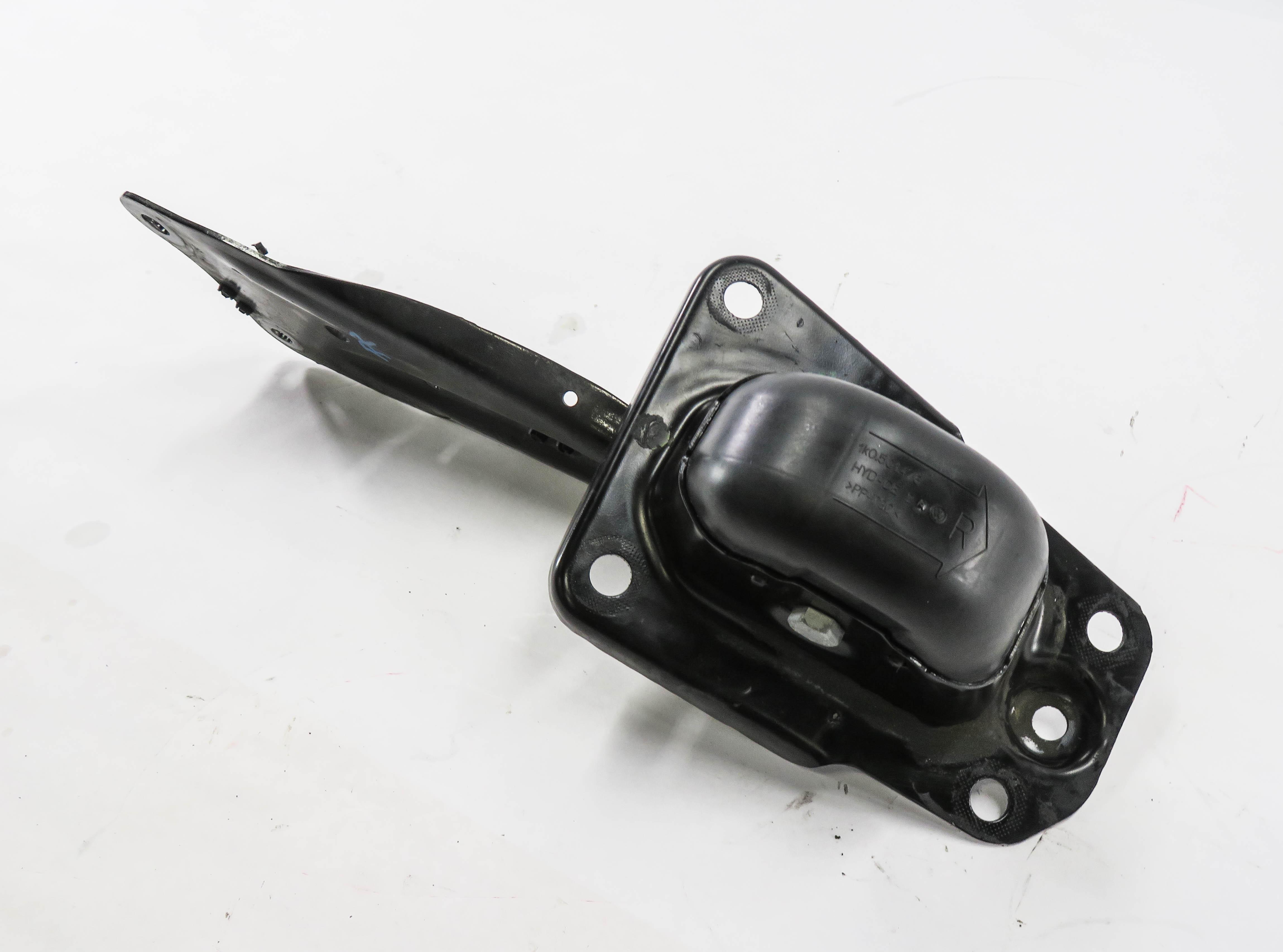 2015-2019 AUDI VW GOLF / A3 S3 RS3 TT (8V MK3) RIGHT PASSENGER REAR TRAILING ARM — exact item pictured