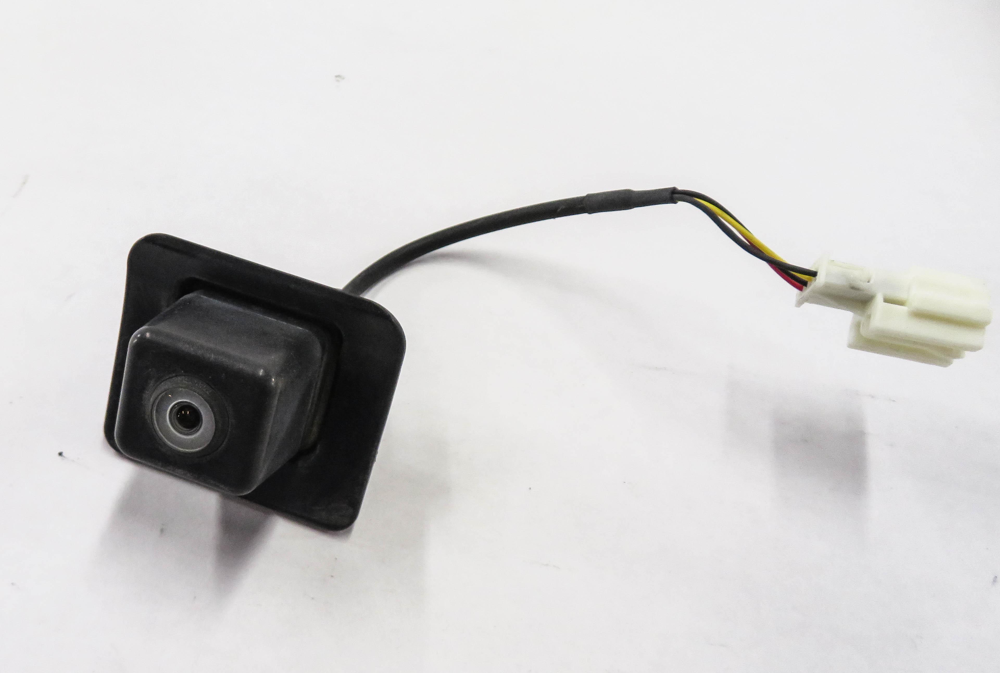 2007-2010 MERCEDES GL320 GL350 GL450 GL550 (X164) REARVIEW BACKUP REVERSE CAMERA — exact item pictured