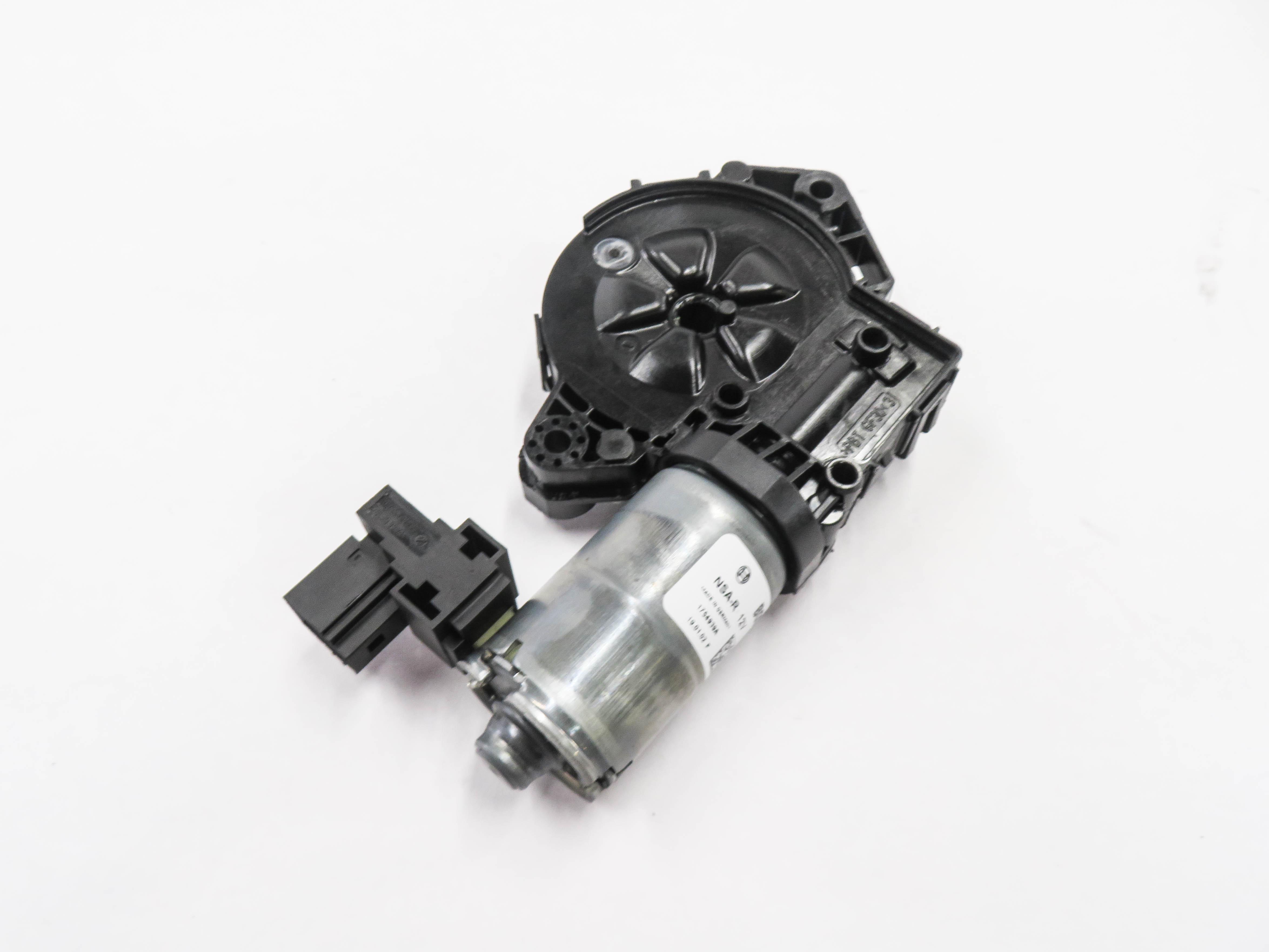 15-21 MERCEDES C300 CLA250 E400 E450 GLE450 S450 S550 S600 S450 - SUNSHADE MOTOR — exact item pictured