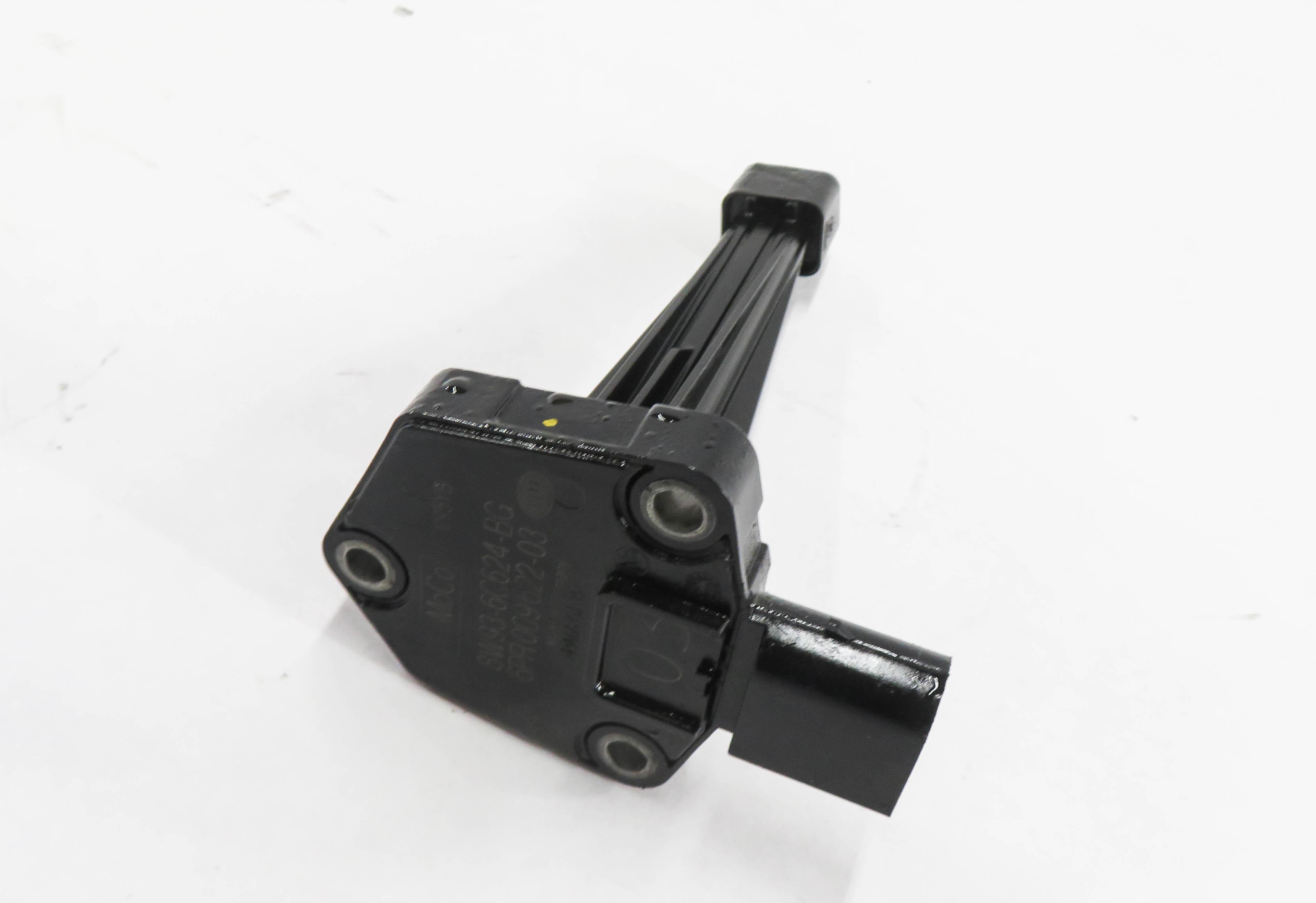 2011 RANGE ROVER SPORT (L320) 5.0L AJ133 ENGINE MOTOR OIL FLUID PAN LEVEL SENSOR — exact item pictured