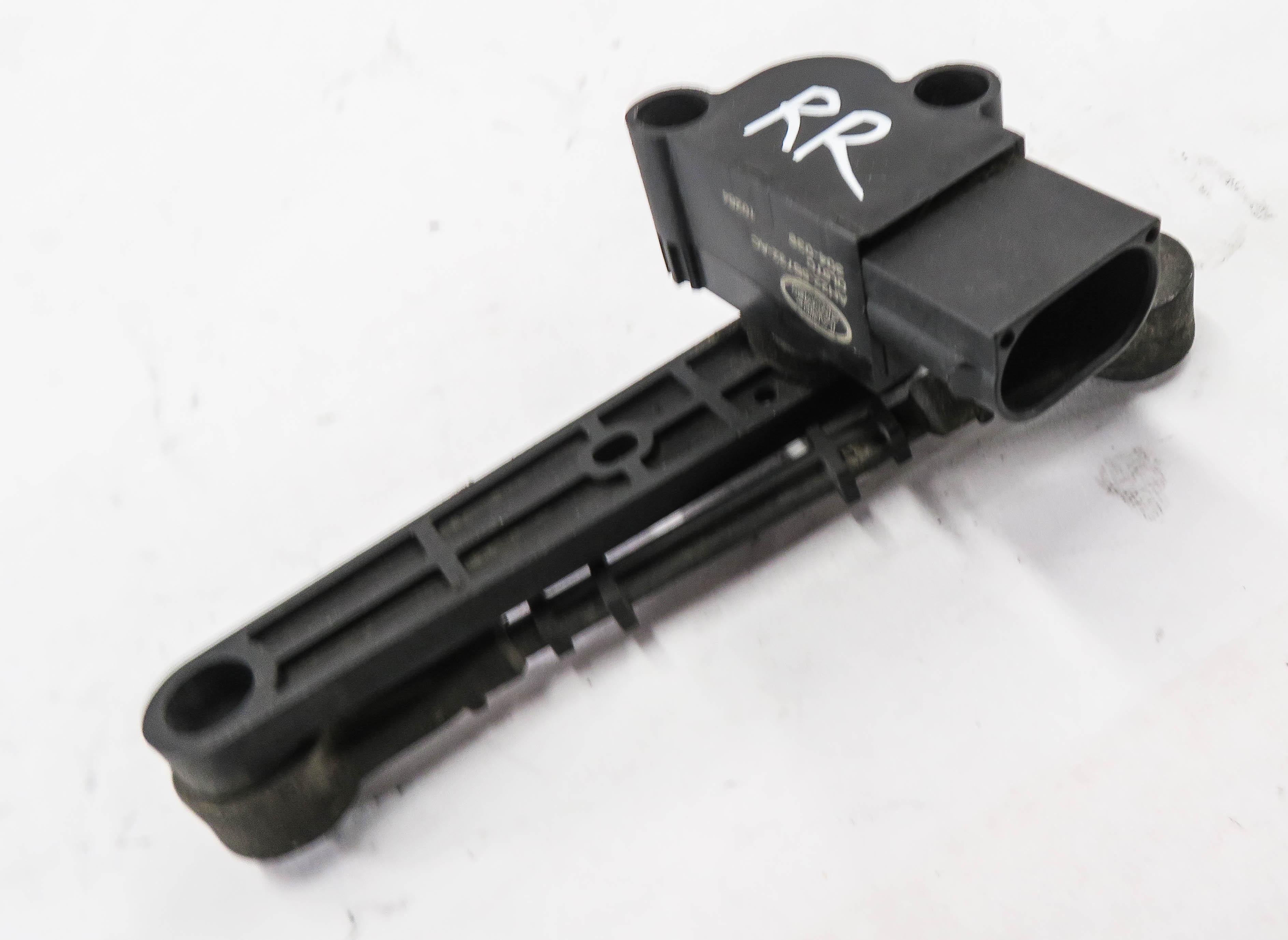 2011 RANGE ROVER SPORT (L320) RIGHT REAR SUSPENSION HEIGHT LEVEL SENSOR — exact item pictured
