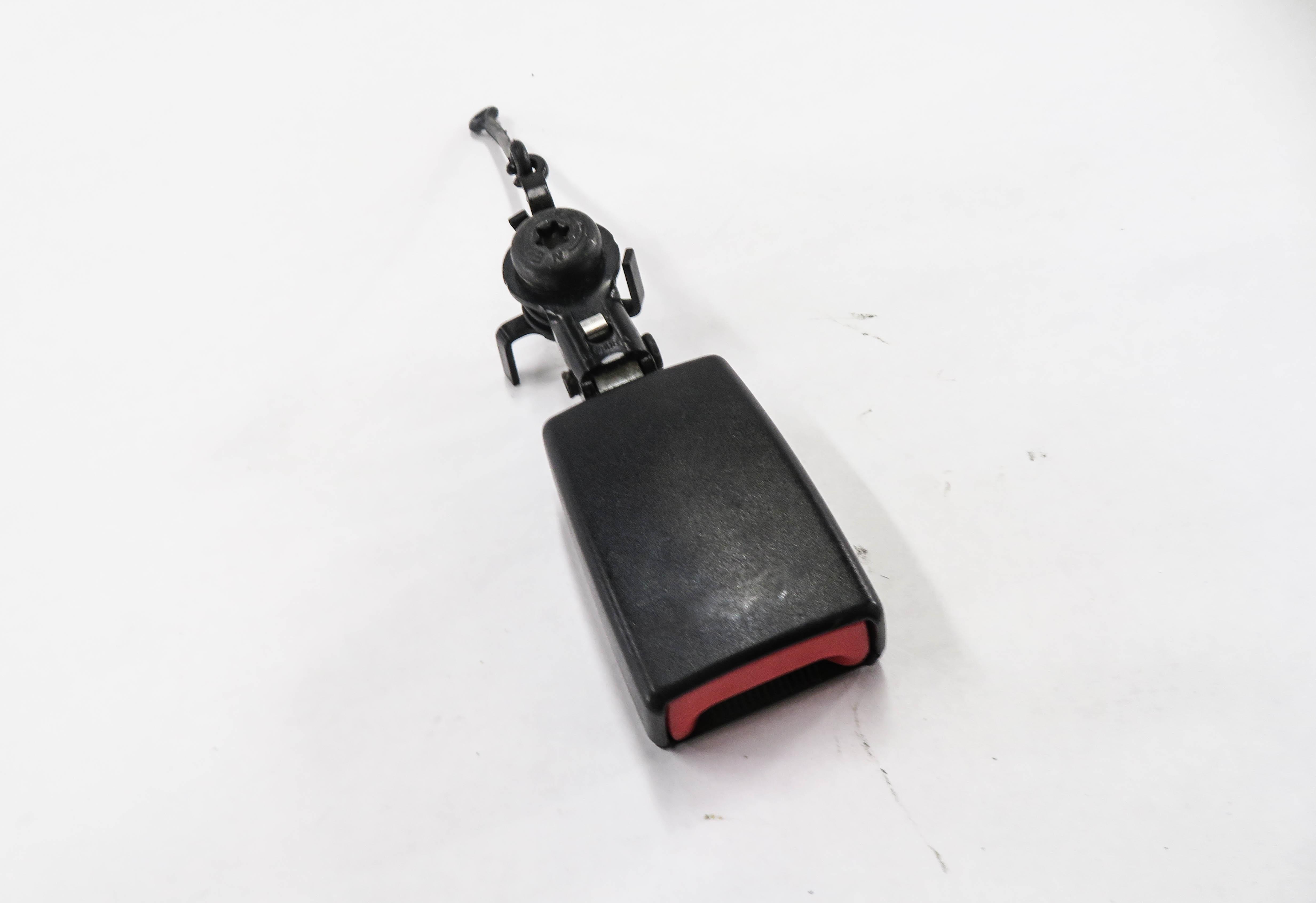 2008-2016 LR3 LR4 / RANGE ROVER SPORT (L320) LEFT FRONT DRIVER SEATBELT RECEIVER — exact item pictured