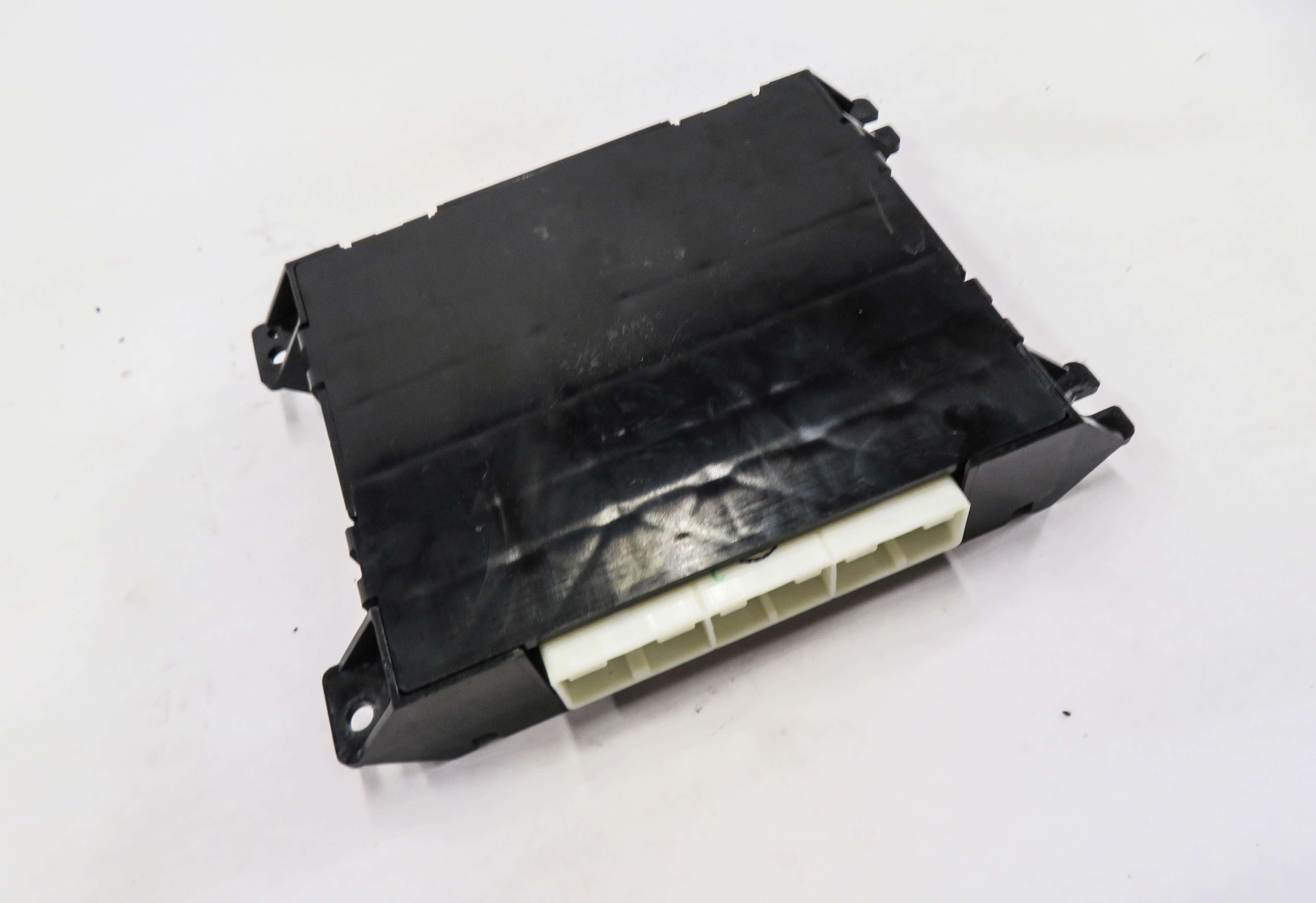 2010-2011 RANGE ROVER SPORT (L320) TEMPERATURE HEATER A/C CANBUS CONTROL MODULE — exact item pictured