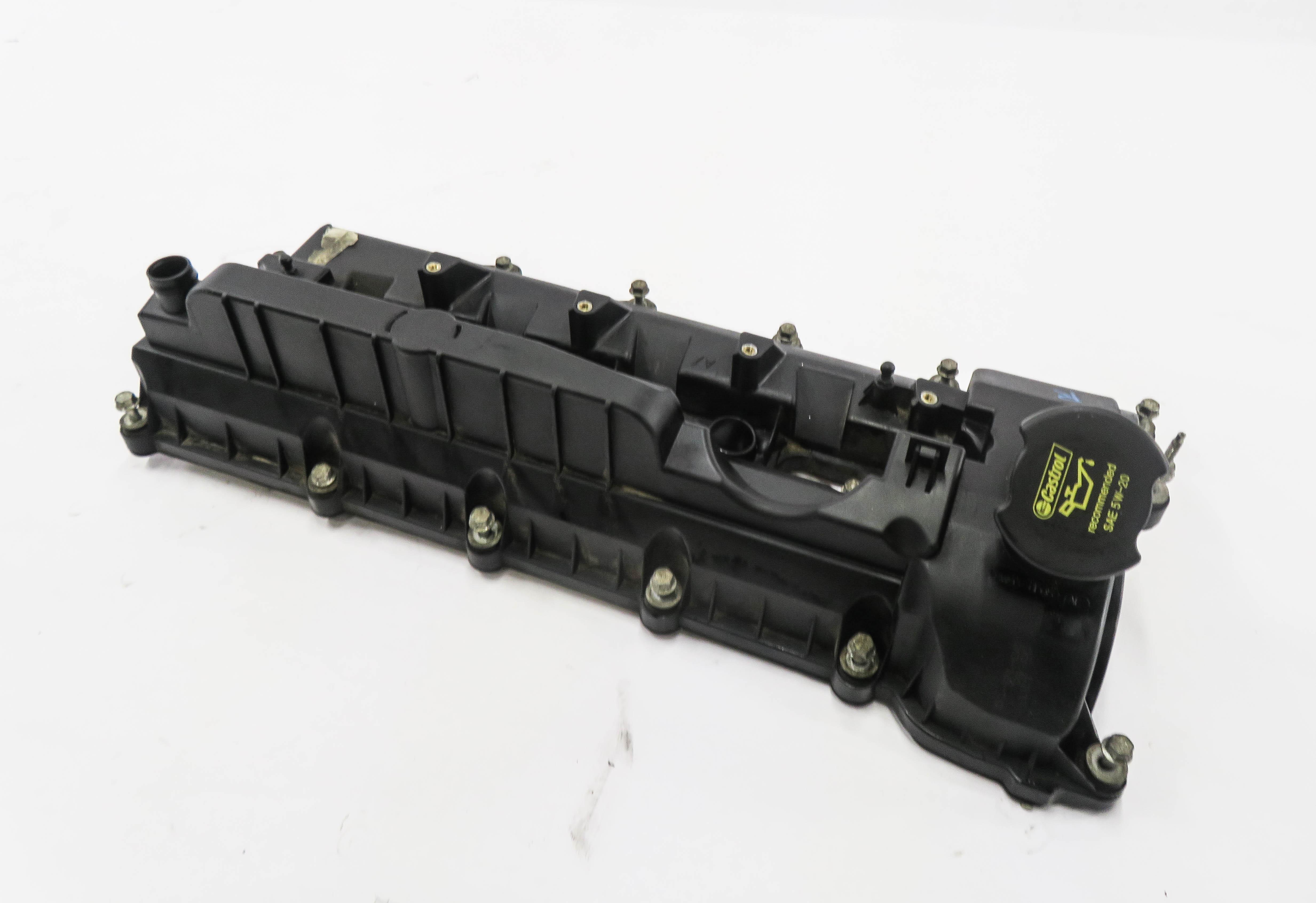 2010-2018 RANGE ROVER / SPORT (L320 L322 L494 L405) 5.0L V8 RIGHT VALVE COVER — exact item pictured