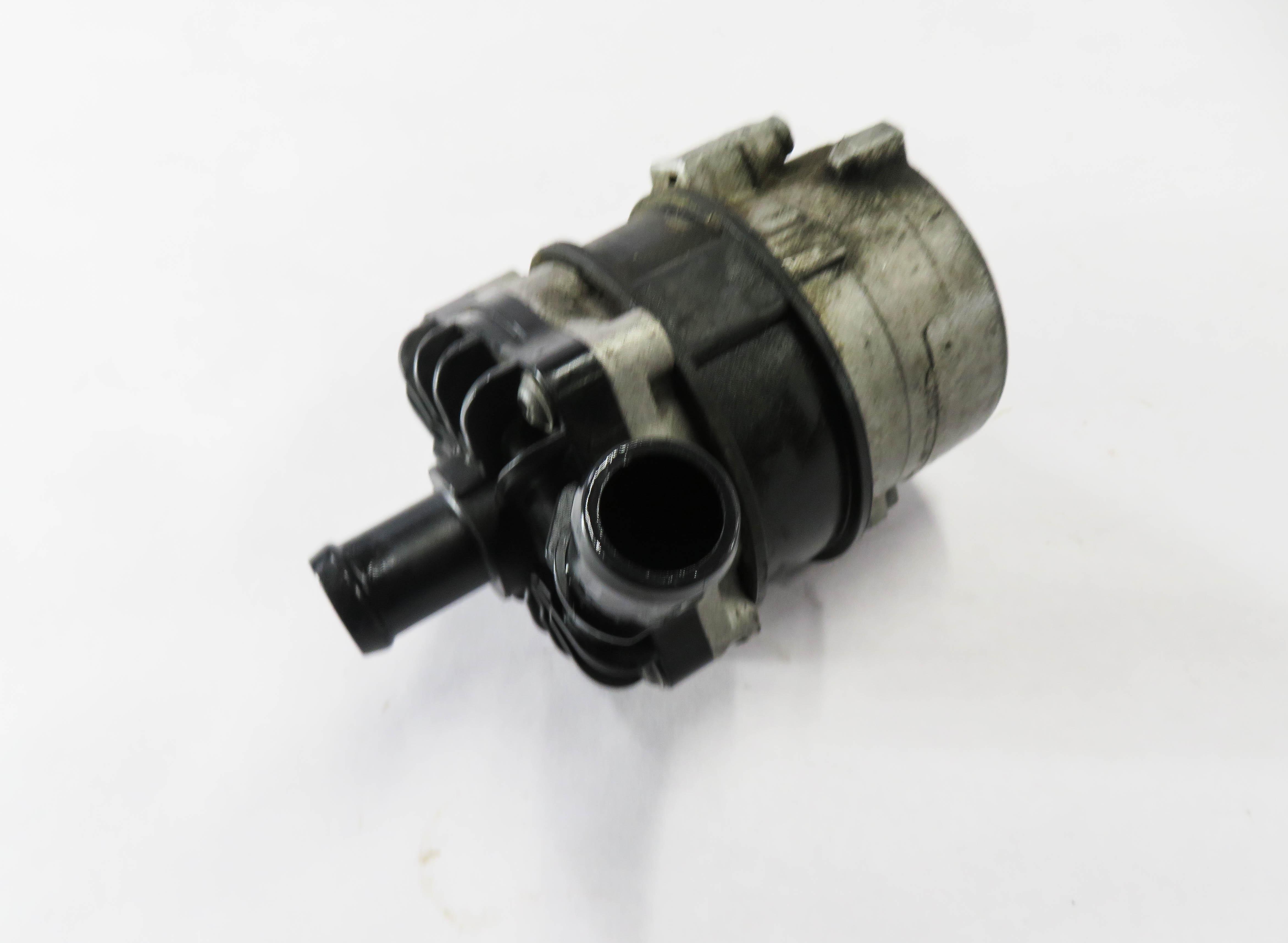 2013 AUDI S4 (B8 8K) 3.0L CGXC ENGINE - AUXILIARY WATER PUMP — exact item pictured