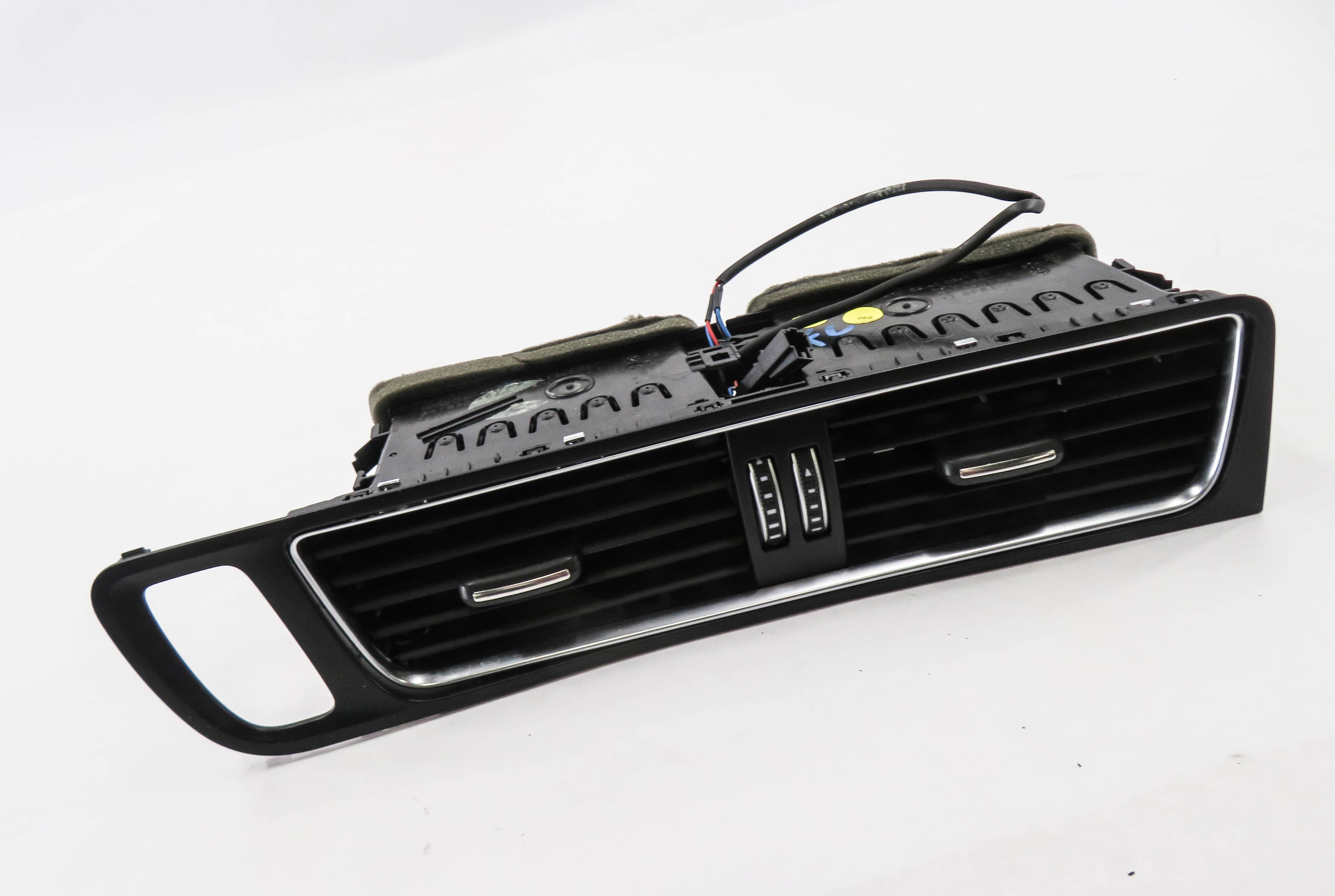 2013 AUDI Q5 (B8 8R) FRONT CENTER DASH HEATER A/C AIR VENT — exact item pictured