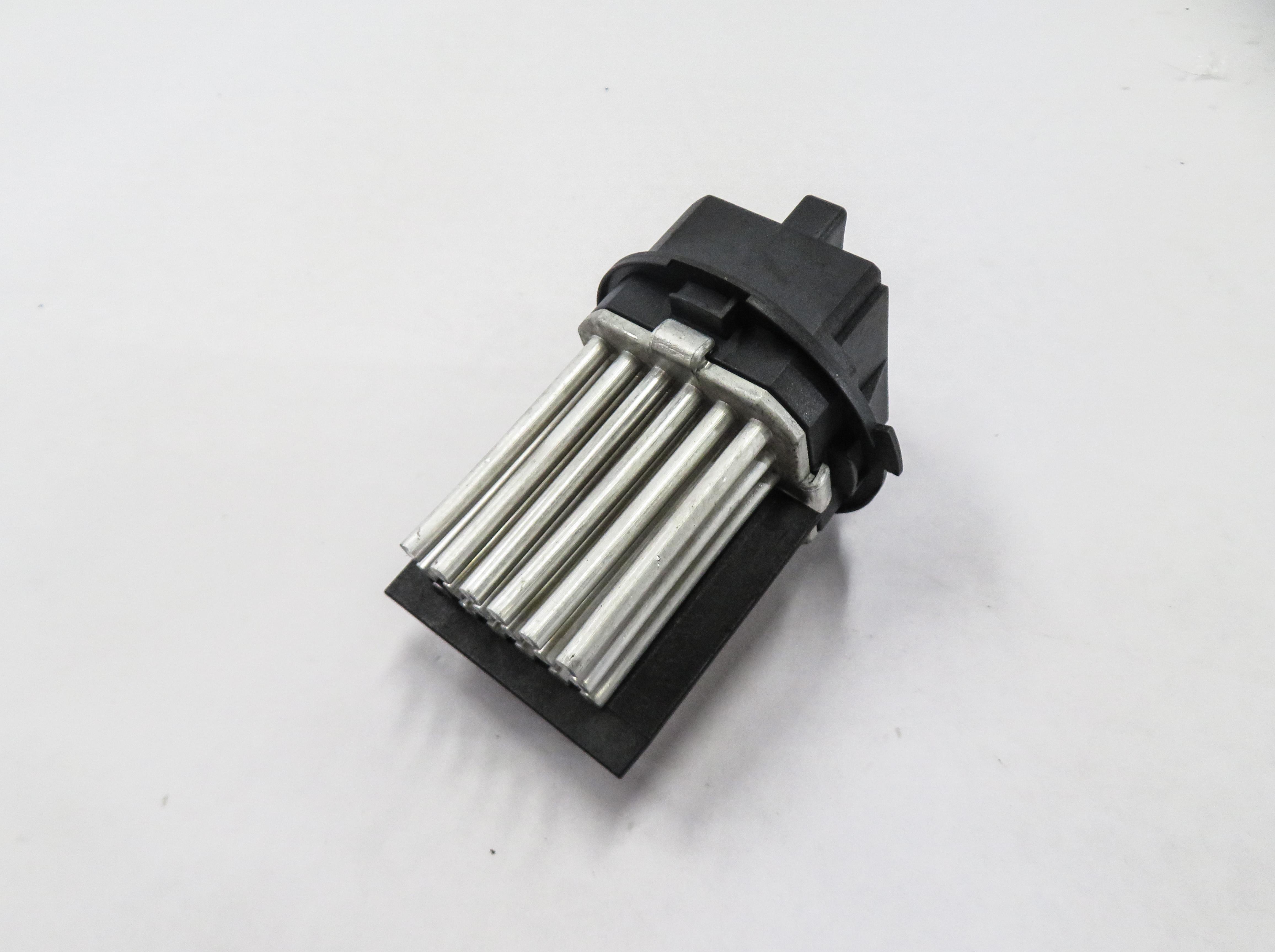 2013 BMW X5 (E70) REAR HEATER A/C BLOWER MOTOR SPEED RESISTOR — exact item pictured