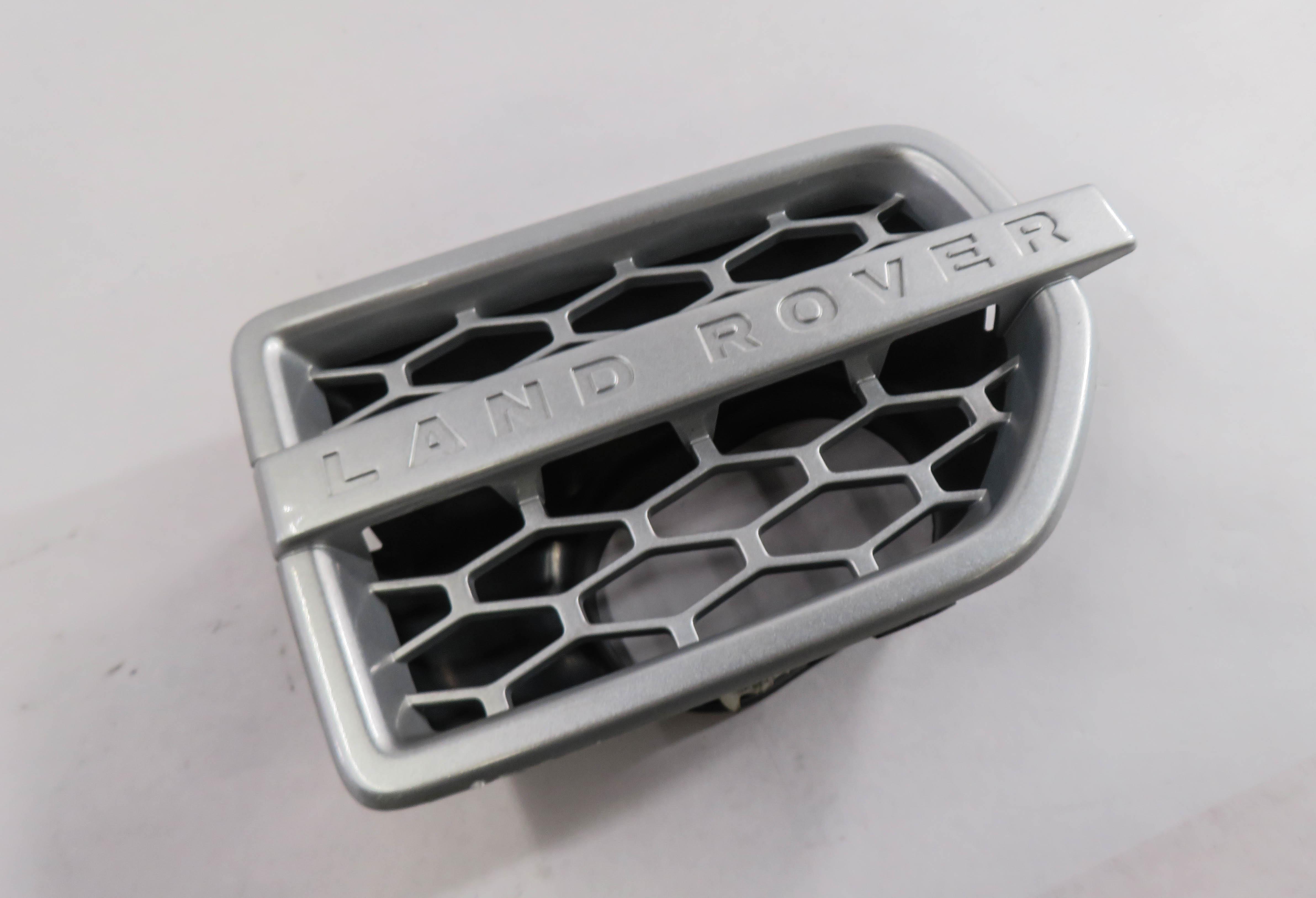 2013 LAND ROVER LR4 - RIGHT FRONT PASSENGER FENDER AIR VENT GRILLE TRIM (SILVER) — exact item pictured