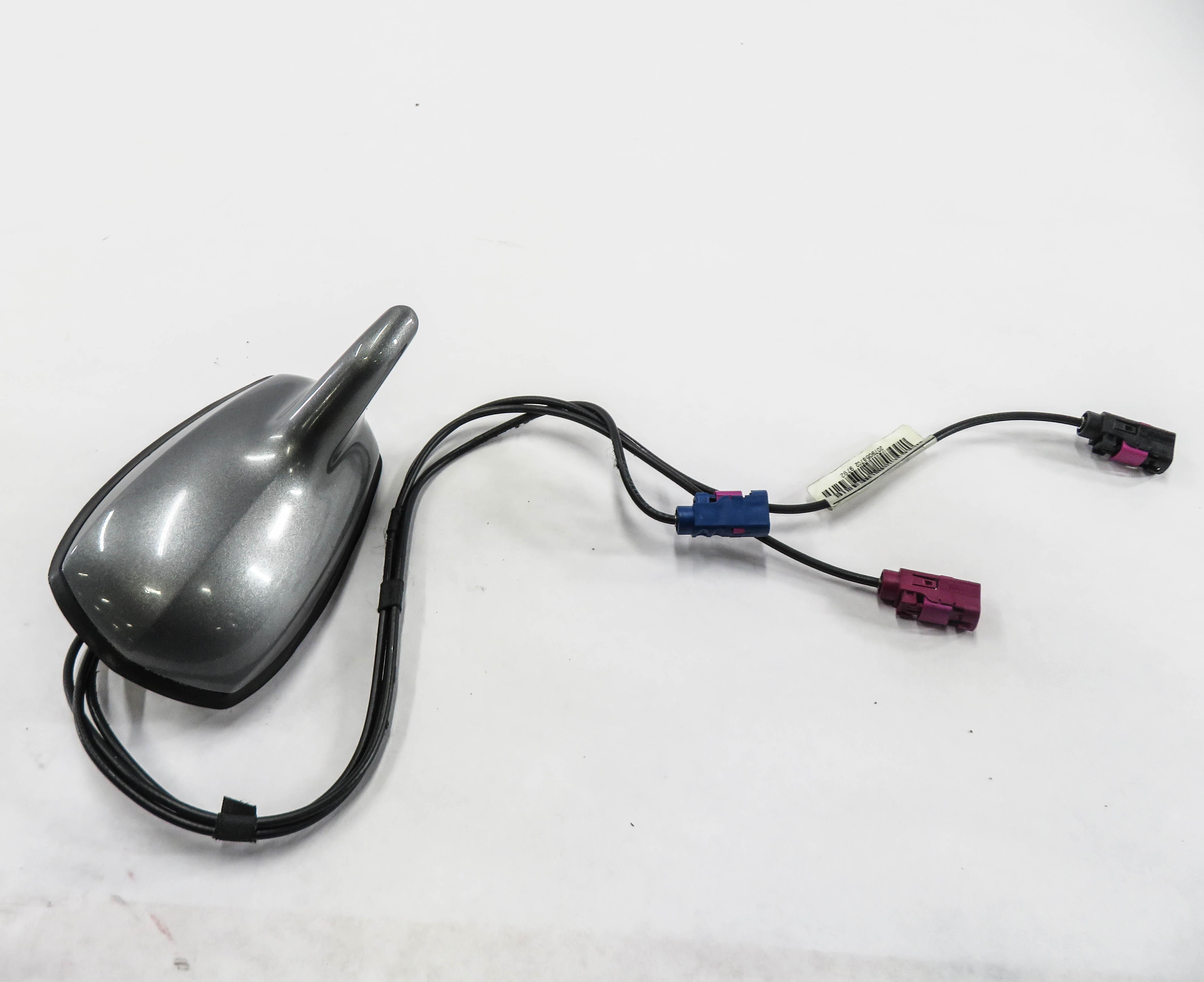 11-17 MERCEDES E350 E400 E550 (A207) CONVERTIBLE - RADIO STEREO ANTENNA (SILVER) — exact item pictured