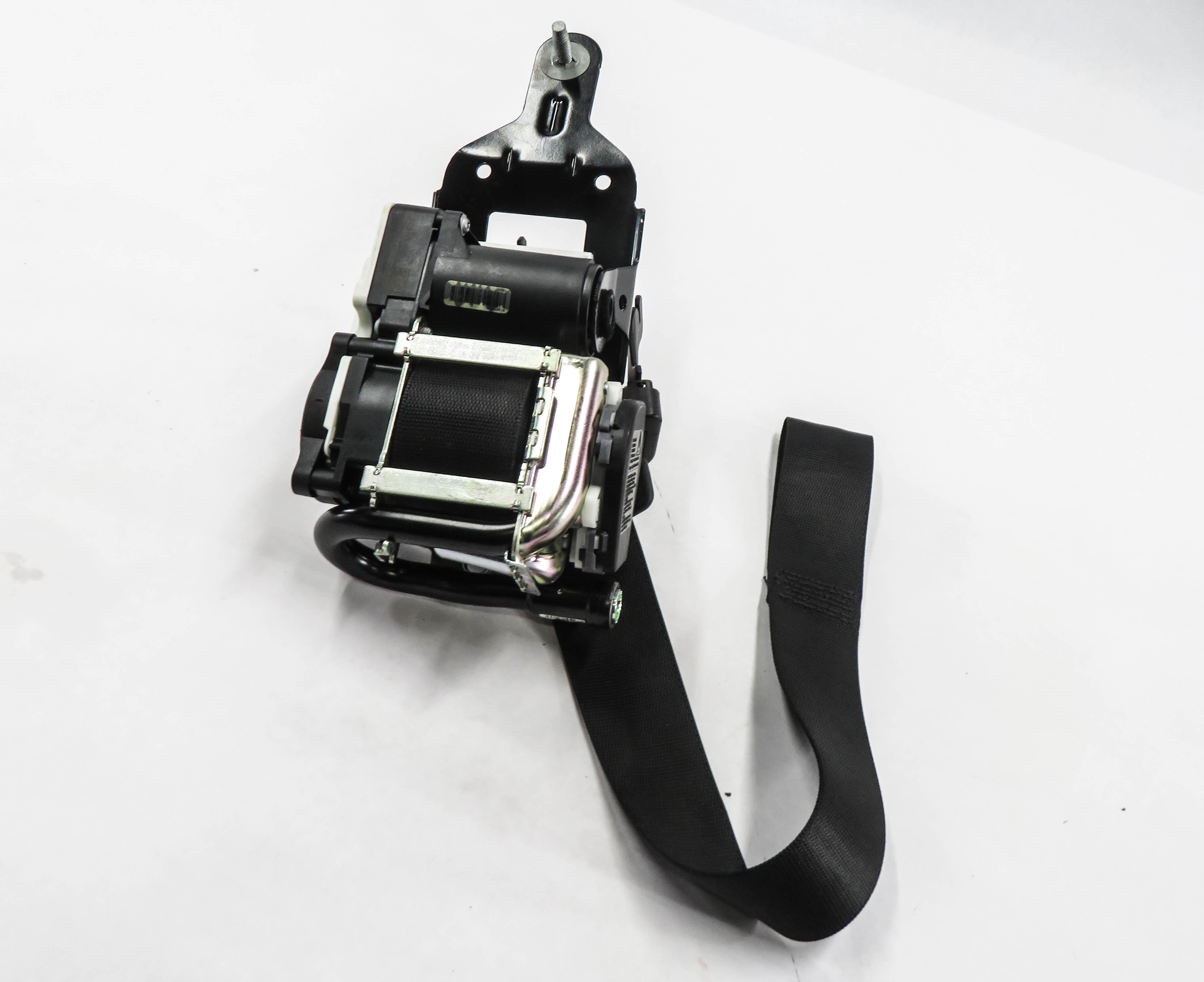 13-17 MERCEDES E350 E400 E550 (A207 C207) PASSENGER SEATBELT RETRACTOR (BLACK) — exact item pictured