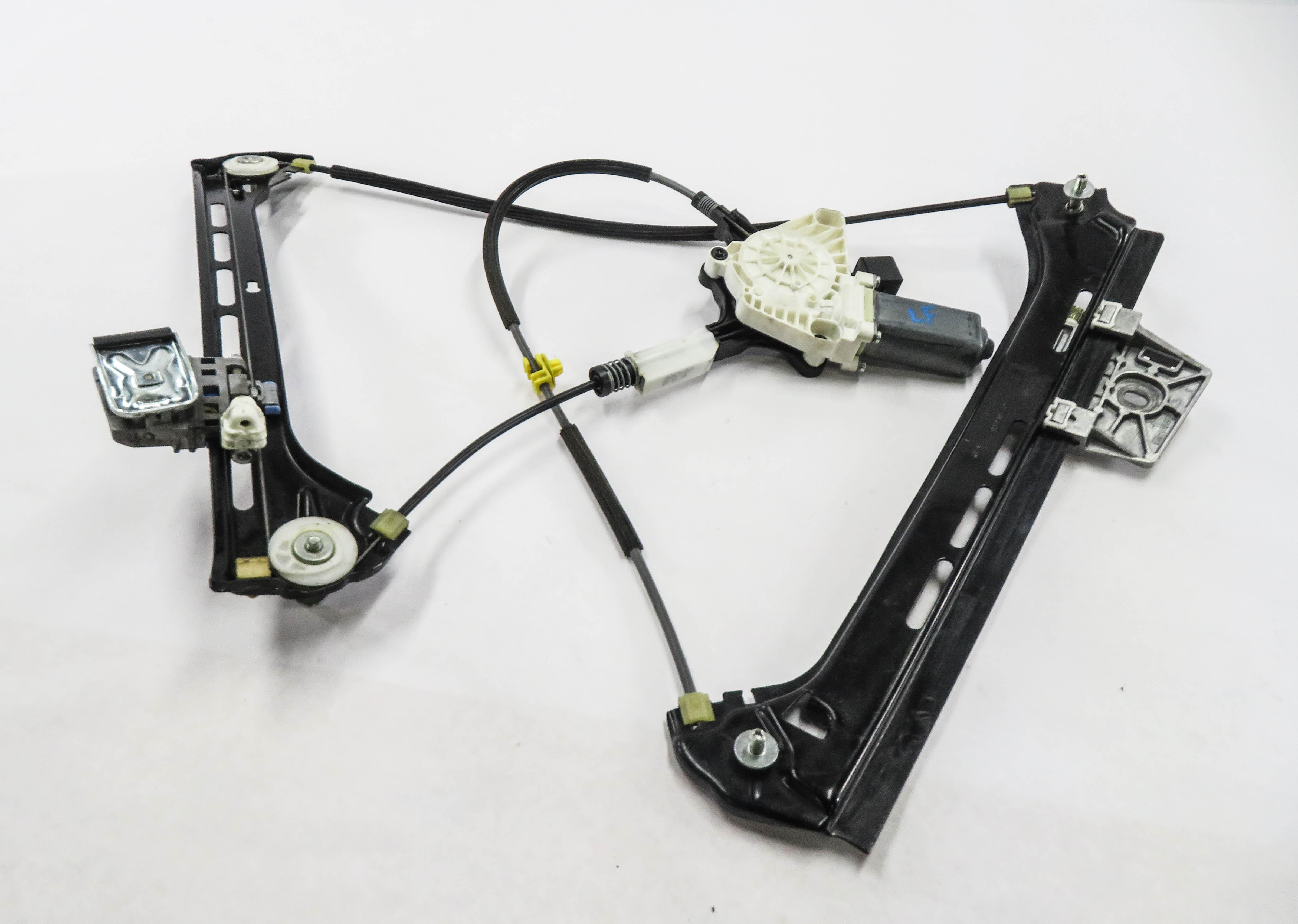2014 MERCEDES E350 (A207 C207 W207) PASSENGER DOOR WINDOW REGULATOR w/ MOTOR — exact item pictured