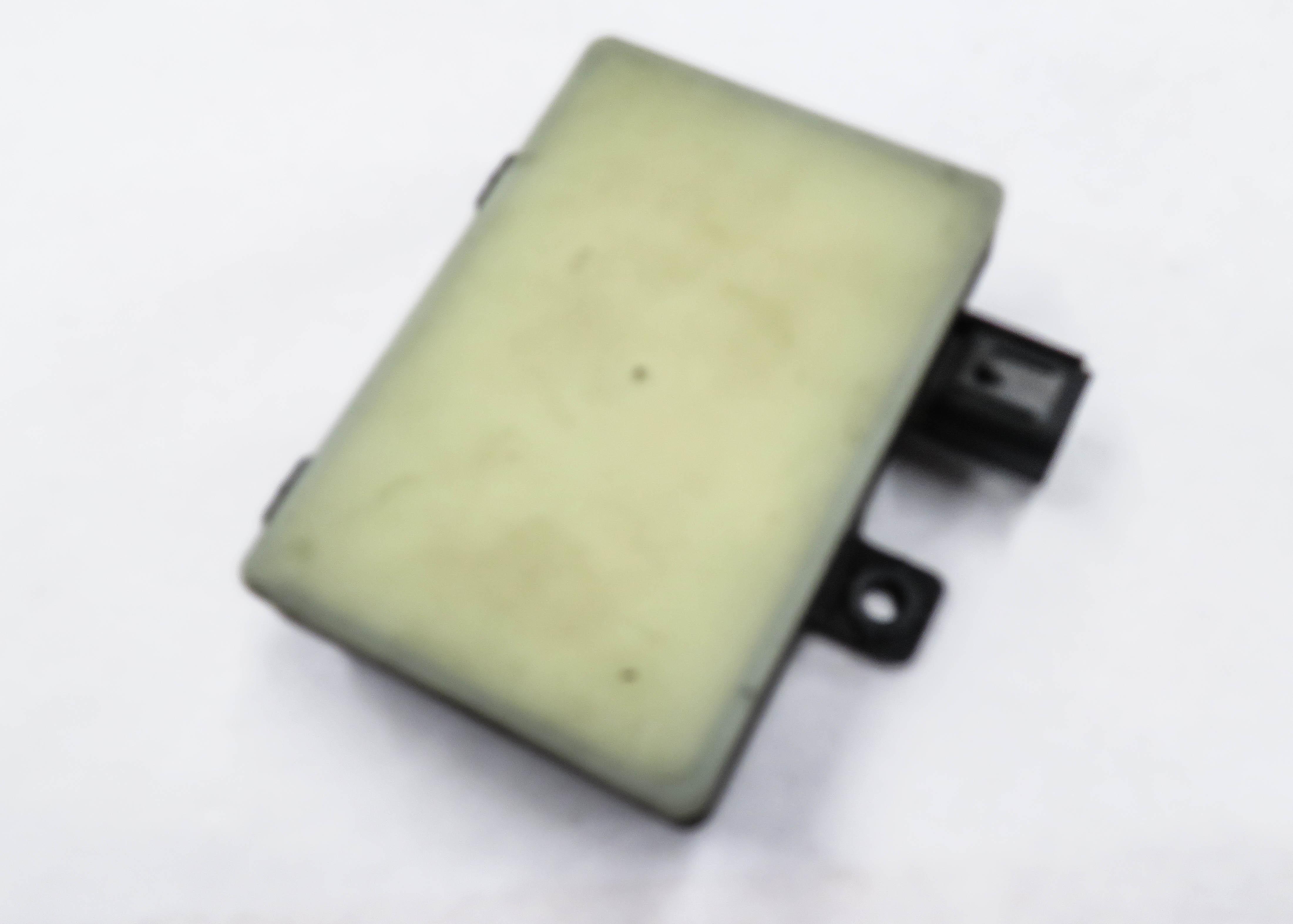 2013 RANGE ROVER (L405) LEFT DRIVER REAR BLIND SPOT RADAR MODULE — exact item pictured