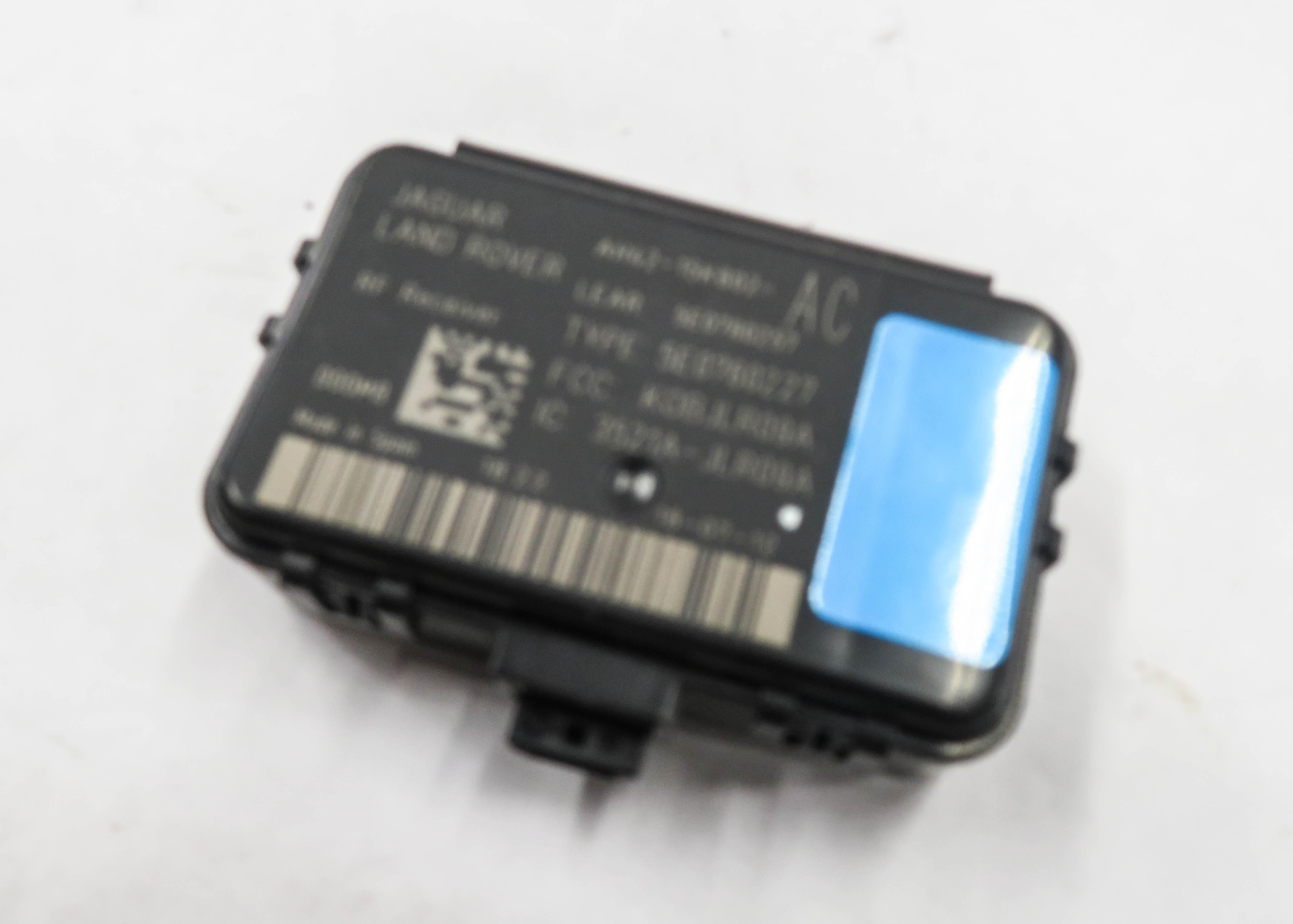 2013 RANGE ROVER (L405) KEYLESS ENTRY RECEIVER CONTROL MODULE — exact item pictured