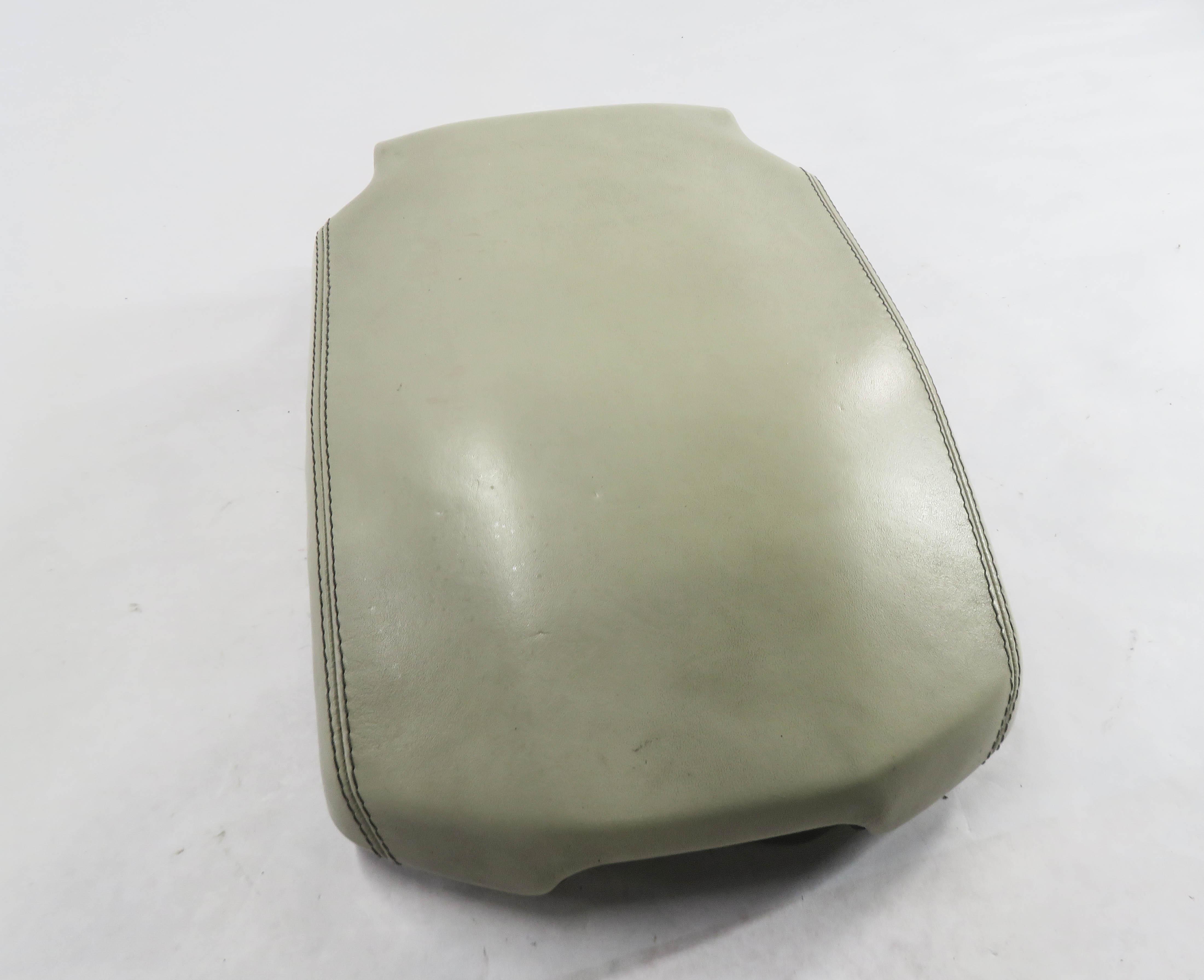 2013-2019 RANGE ROVER (L405) FRONT CENTER CONSOLE ARMREST LID (IVORY LEATHER) — exact item pictured