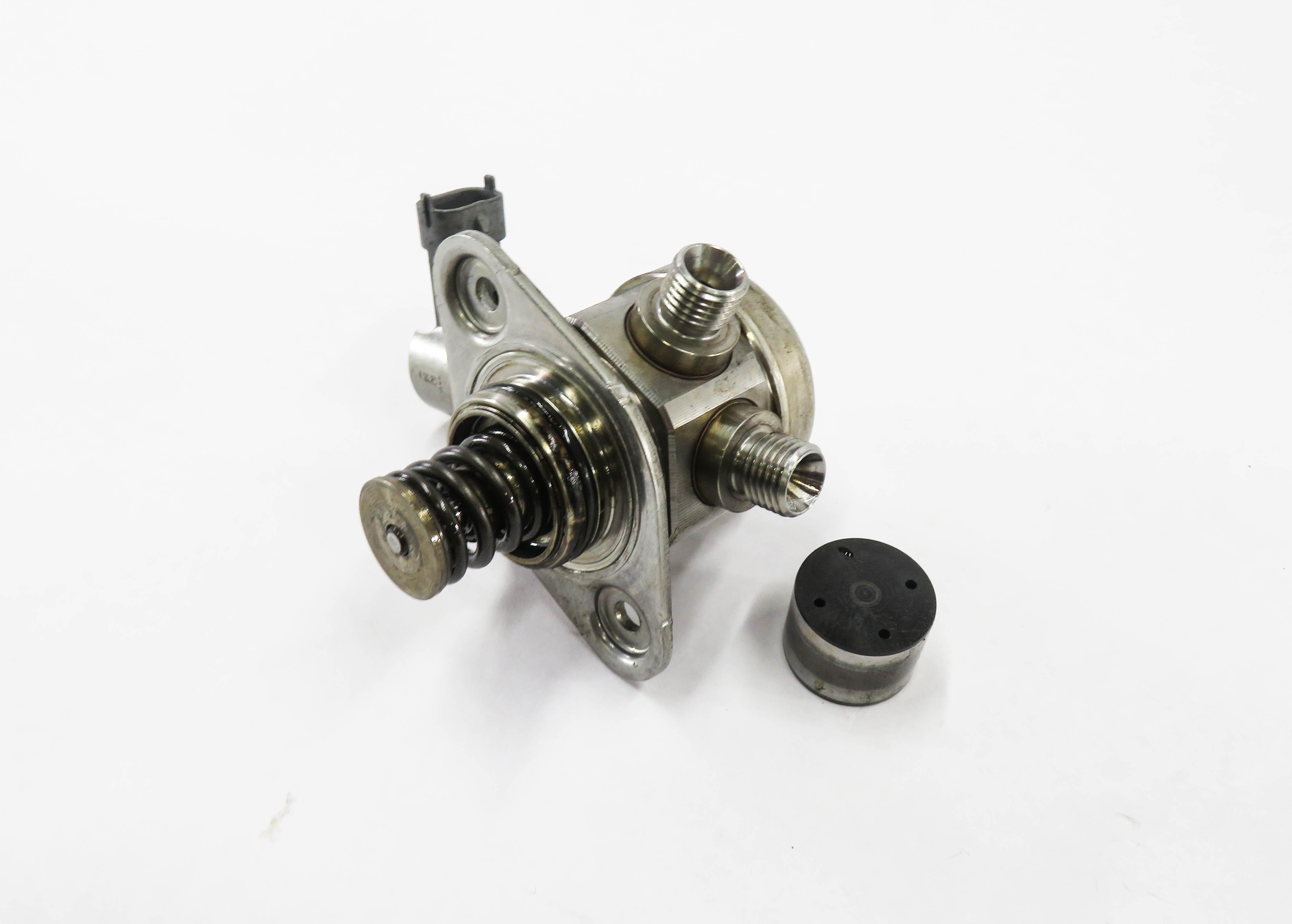 10-17 LR4 RANGE ROVER SPORT (L322 L320 L405 L494) 3.0L 5.0L MECHANICAL FUEL PUMP — exact item pictured