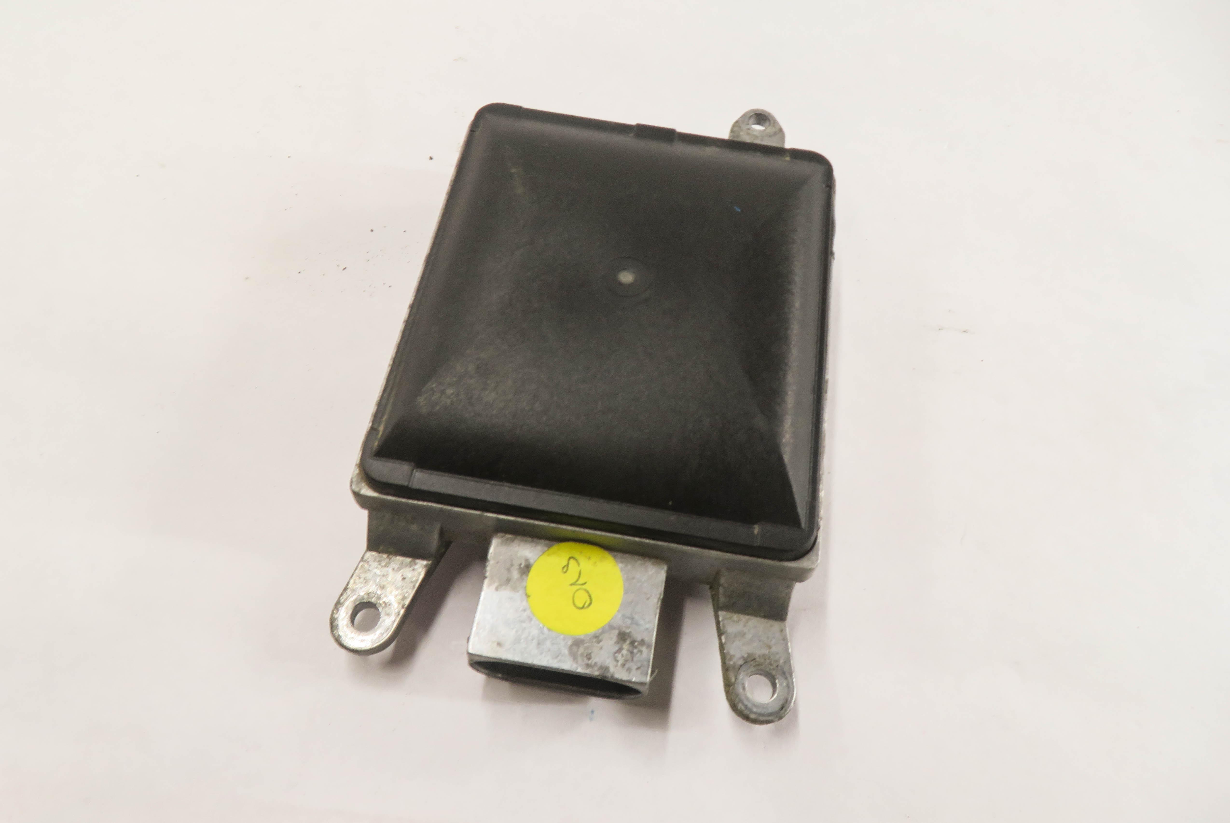 2011-2016 PORSCHE CAYENNE (958) LEFT DRIVER REAR BLIND SPOT RADAR MODULE — exact item pictured