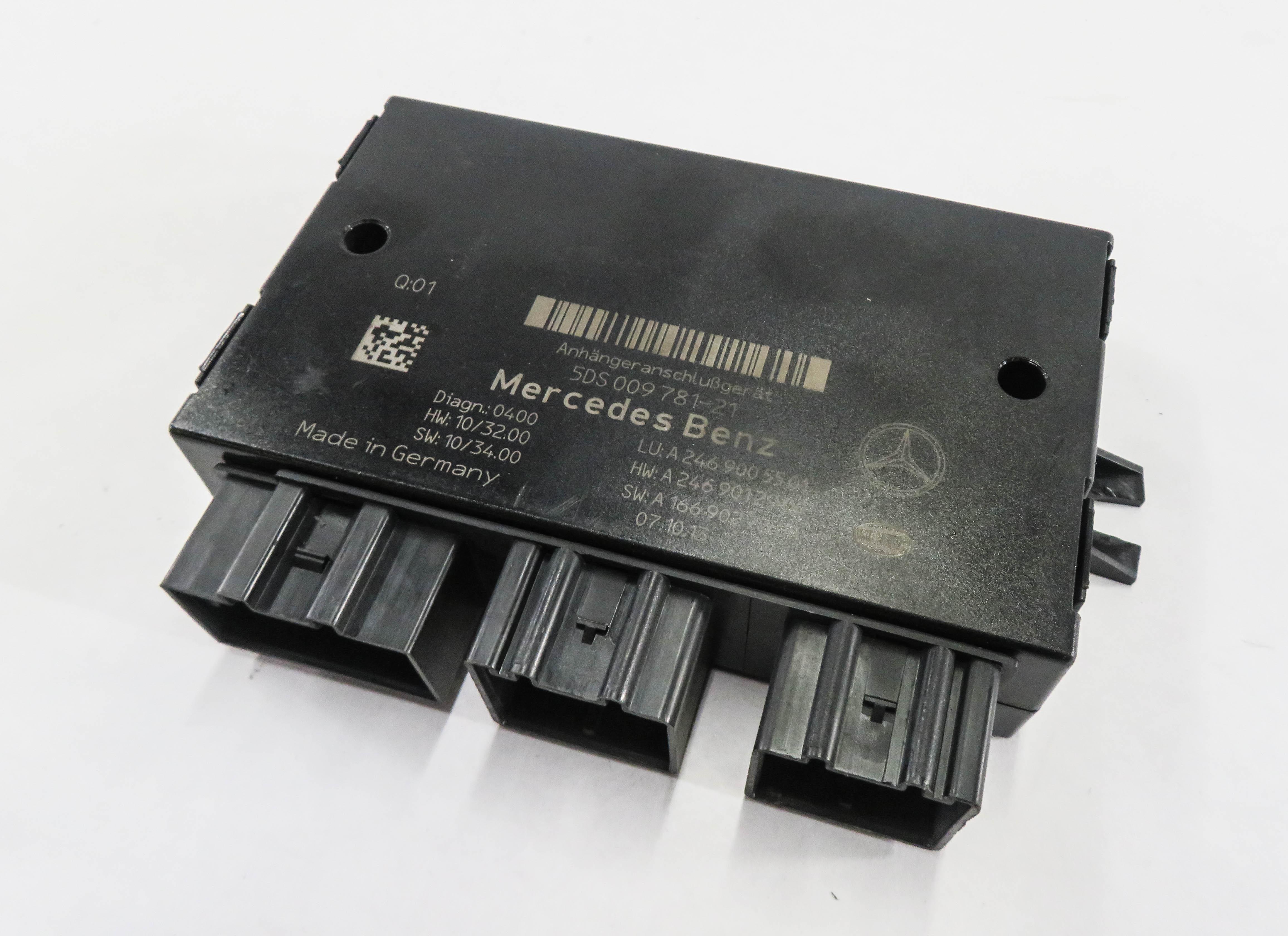 12-17 MERCEDES B250 G550 GL350 GL550 ML350 ML550 (W166 W246 X166) TOWING MODULE — exact item pictured