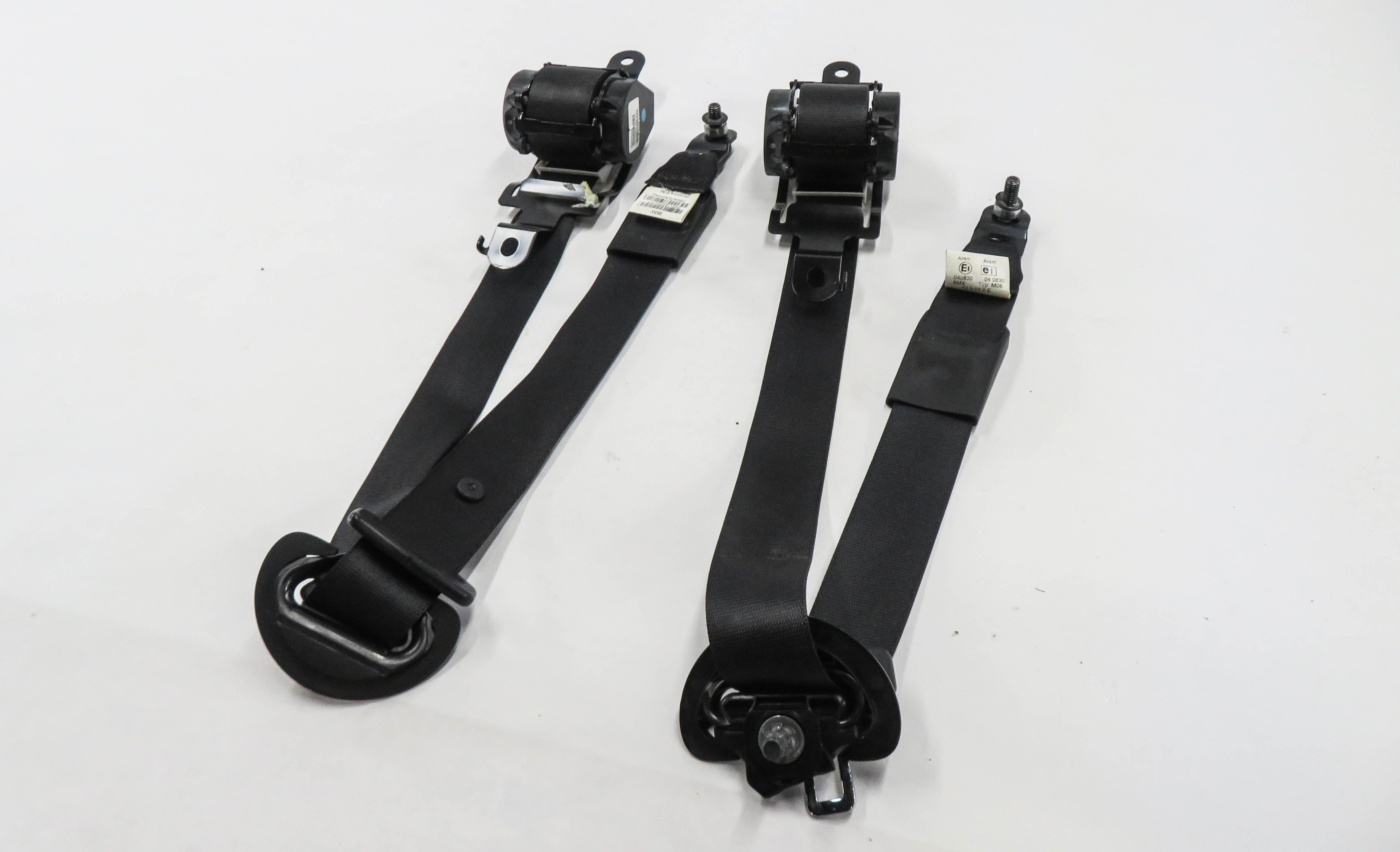 2013 BMW X5 (E70) LEFT & RIGHT 2nd ROW SEAT SEATBELT RETRACTOR SET-2 (BLACK) — exact item pictured