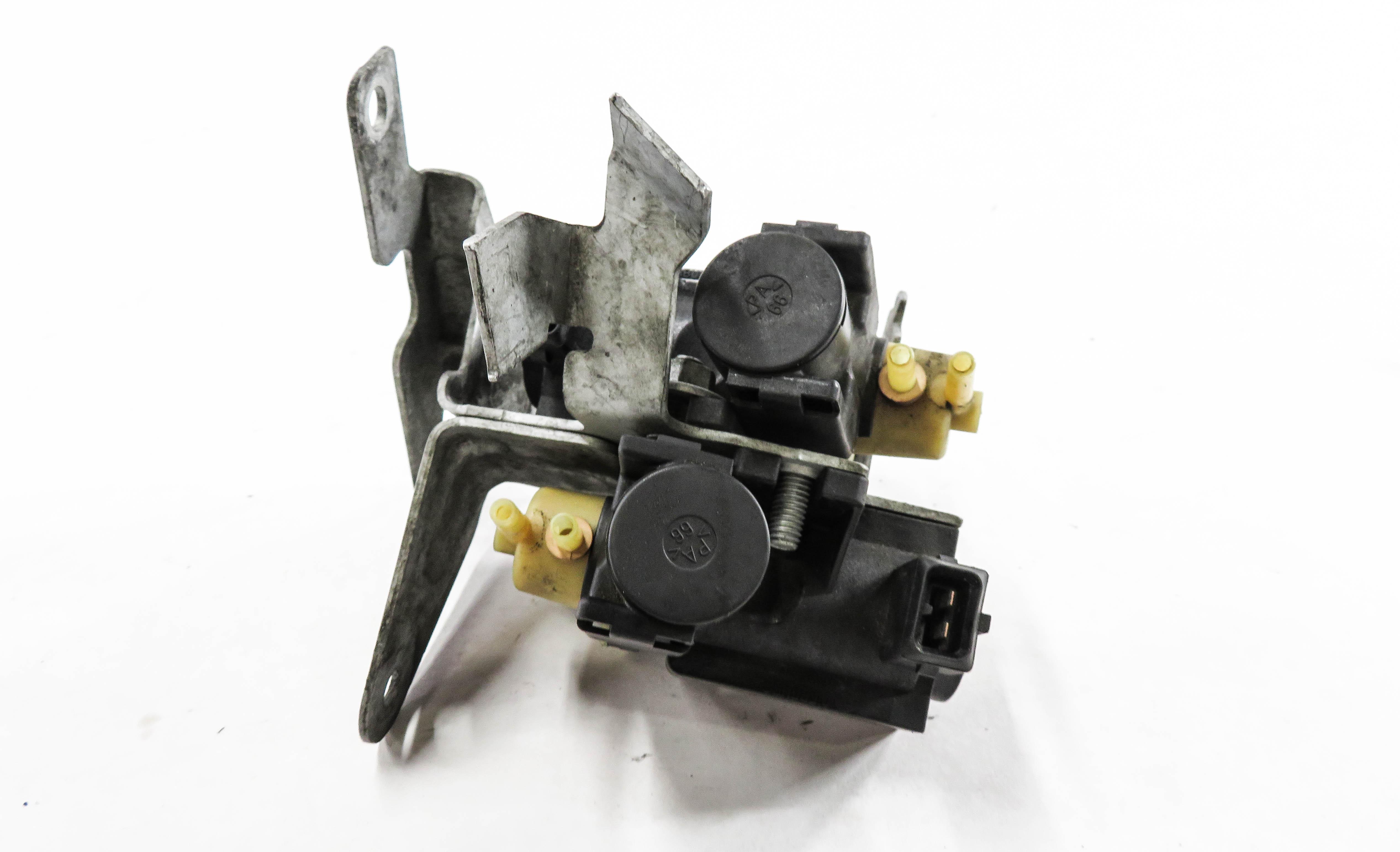 2013 BMW X5 (E70) 4.4L N63 TWIN TURBO ENGINE TURBOCHARGER PRESSURE SOLENOID SET — exact item pictured
