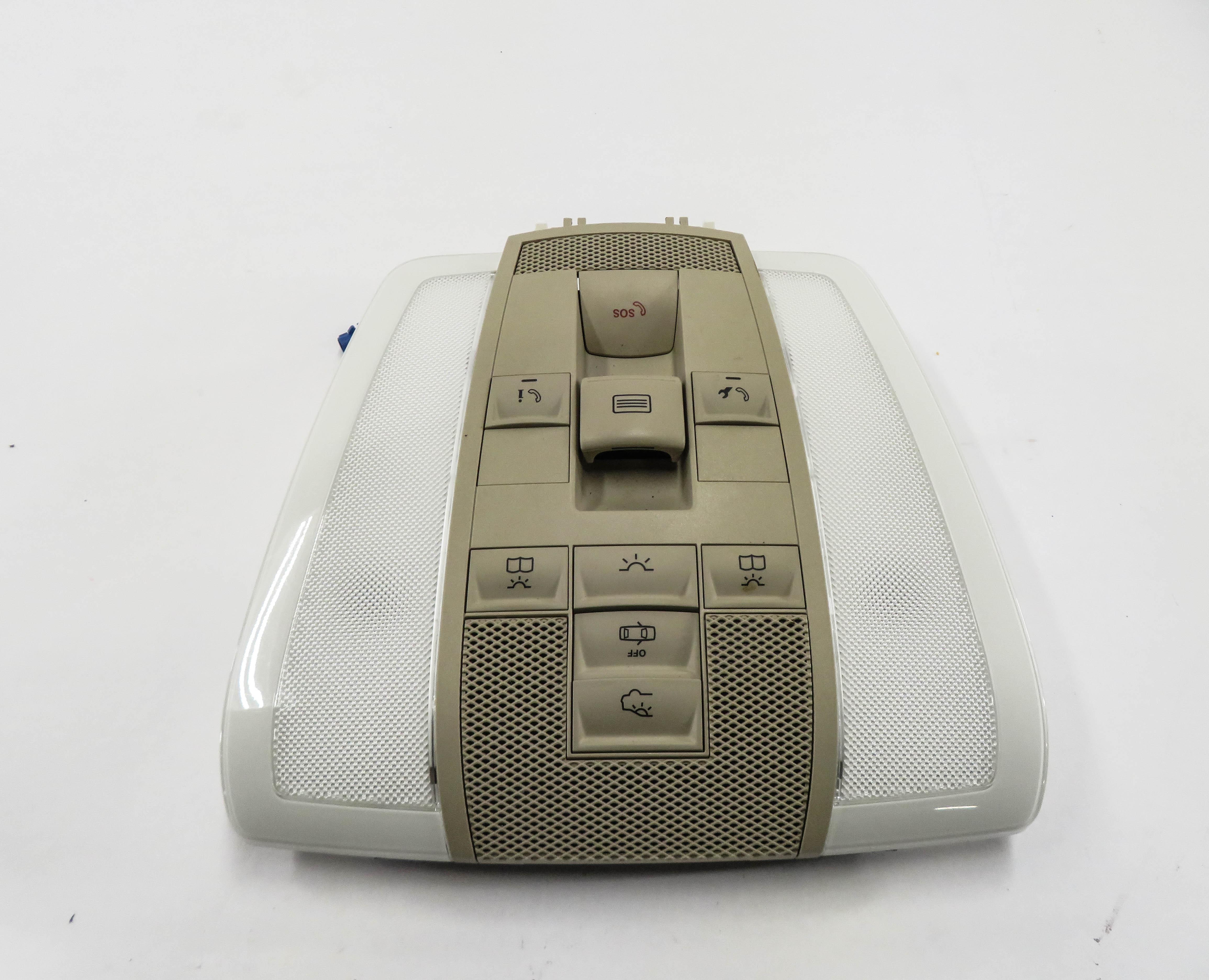 2014 MERCEDES C250 (W204) FRONT DOMELIGHT MAP READING COURTESY LIGHT (BEIGE) — exact item pictured