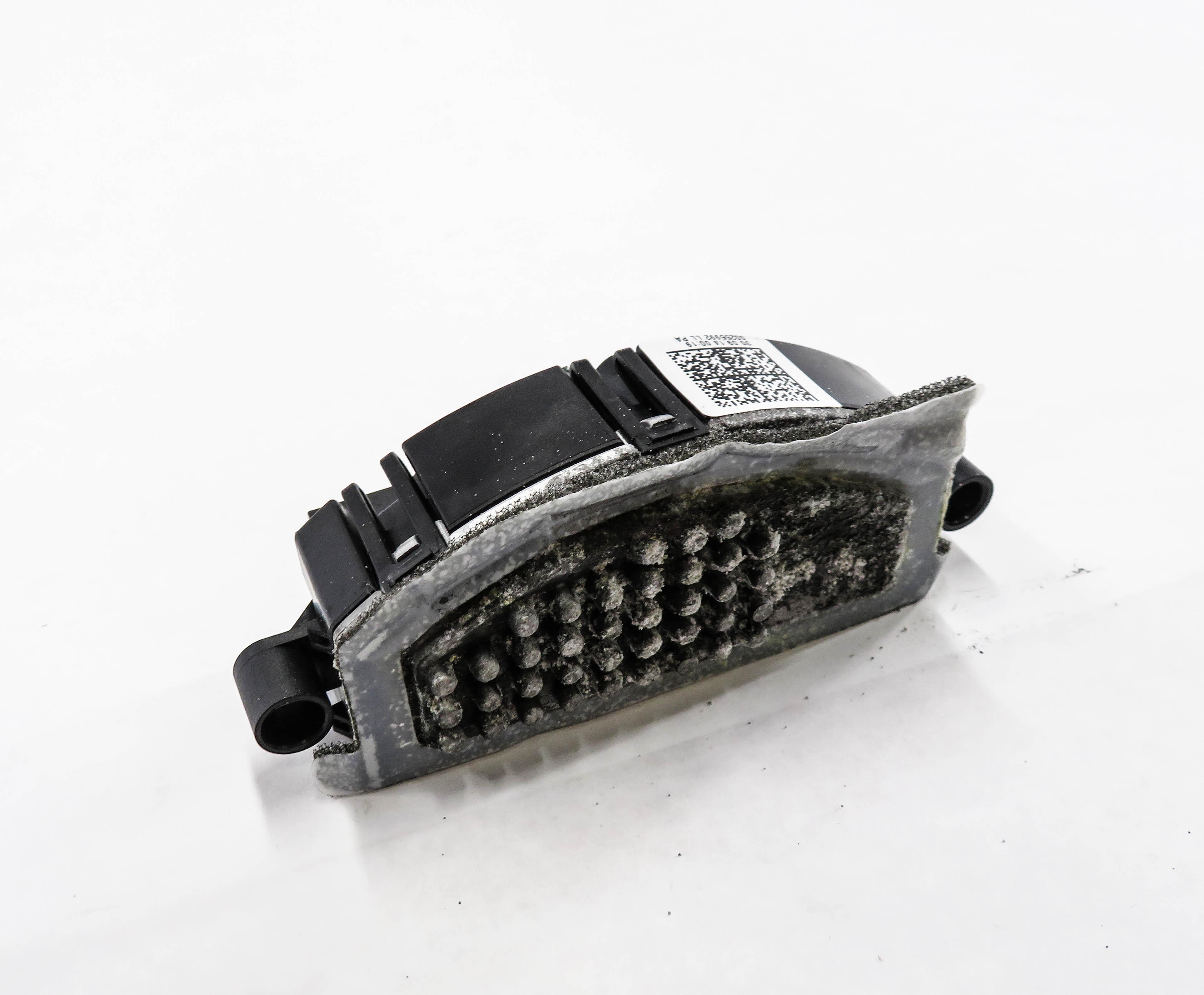 2015 AUDI Q5 (B8 8R) FRONT HEATER A/C BLOWER FAN MOTOR SPEED RESISTOR — exact item pictured
